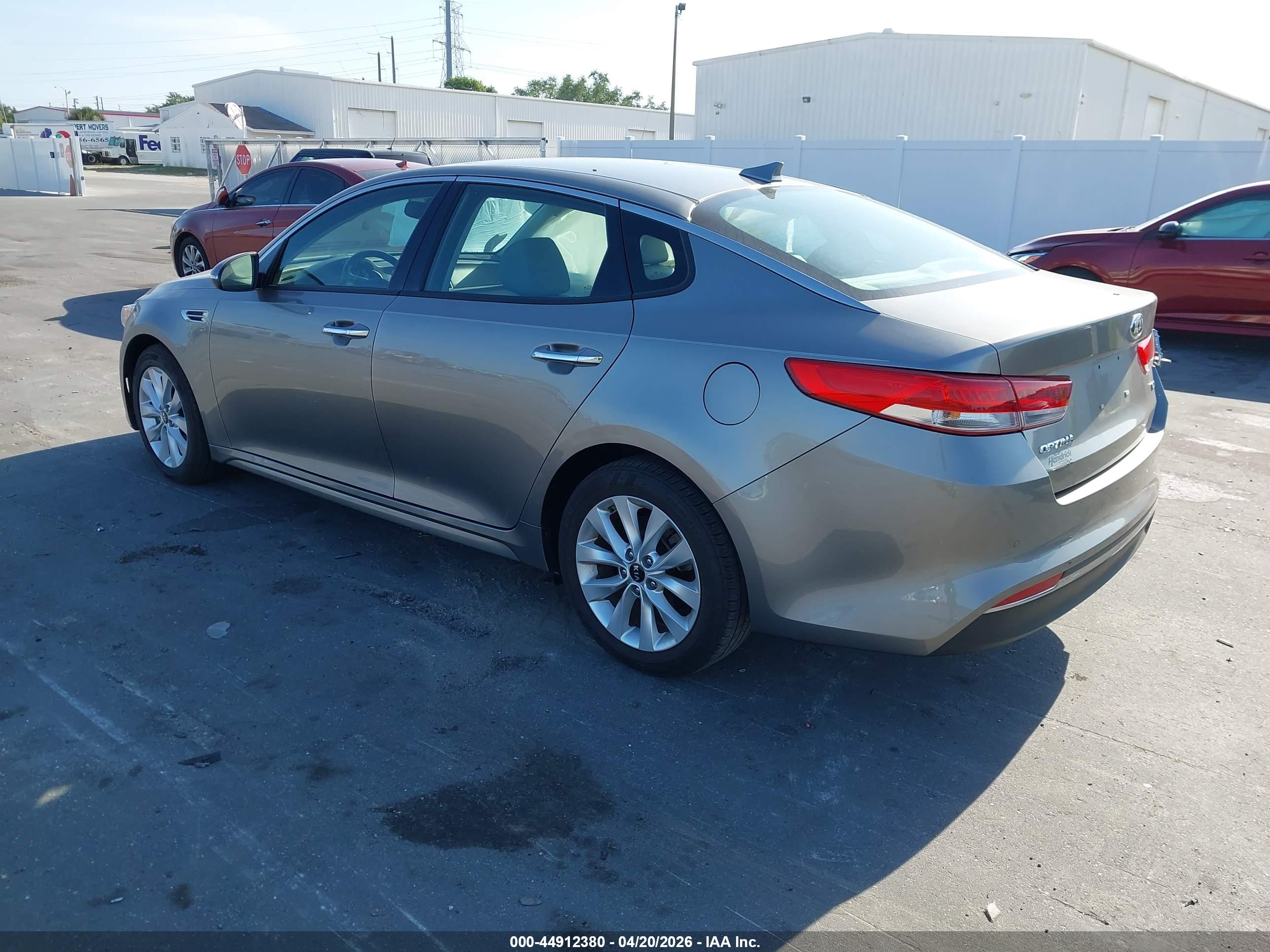 KIA OPTIMA image 3