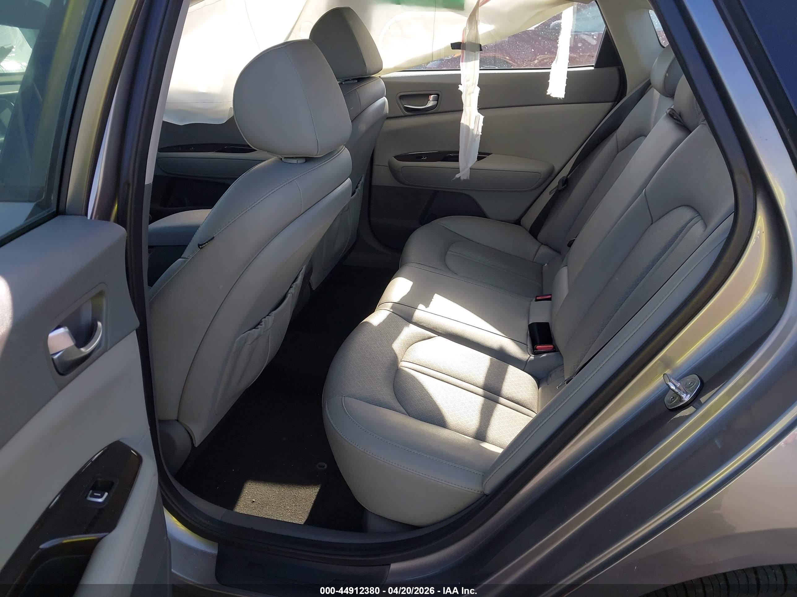 KIA OPTIMA image 8