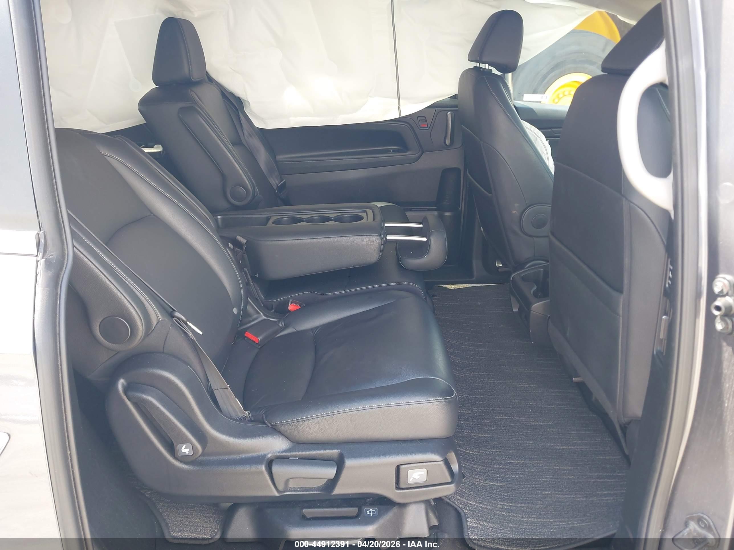 HONDA ODYSSEY image 8