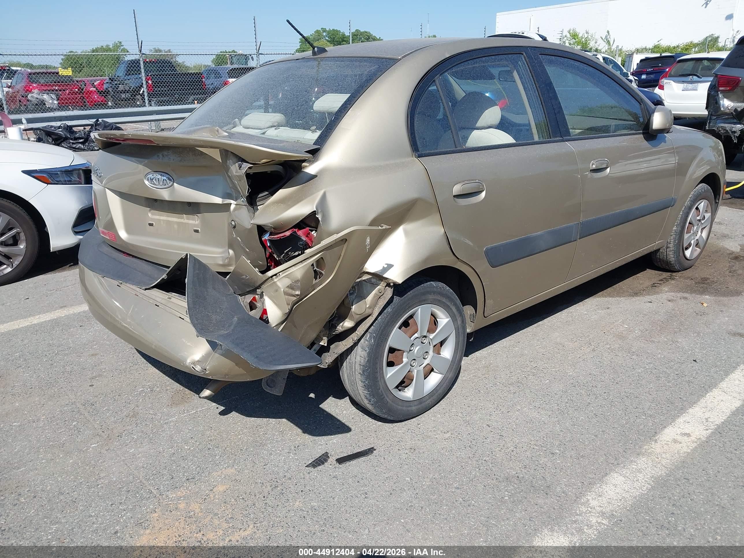 KIA RIO image 4