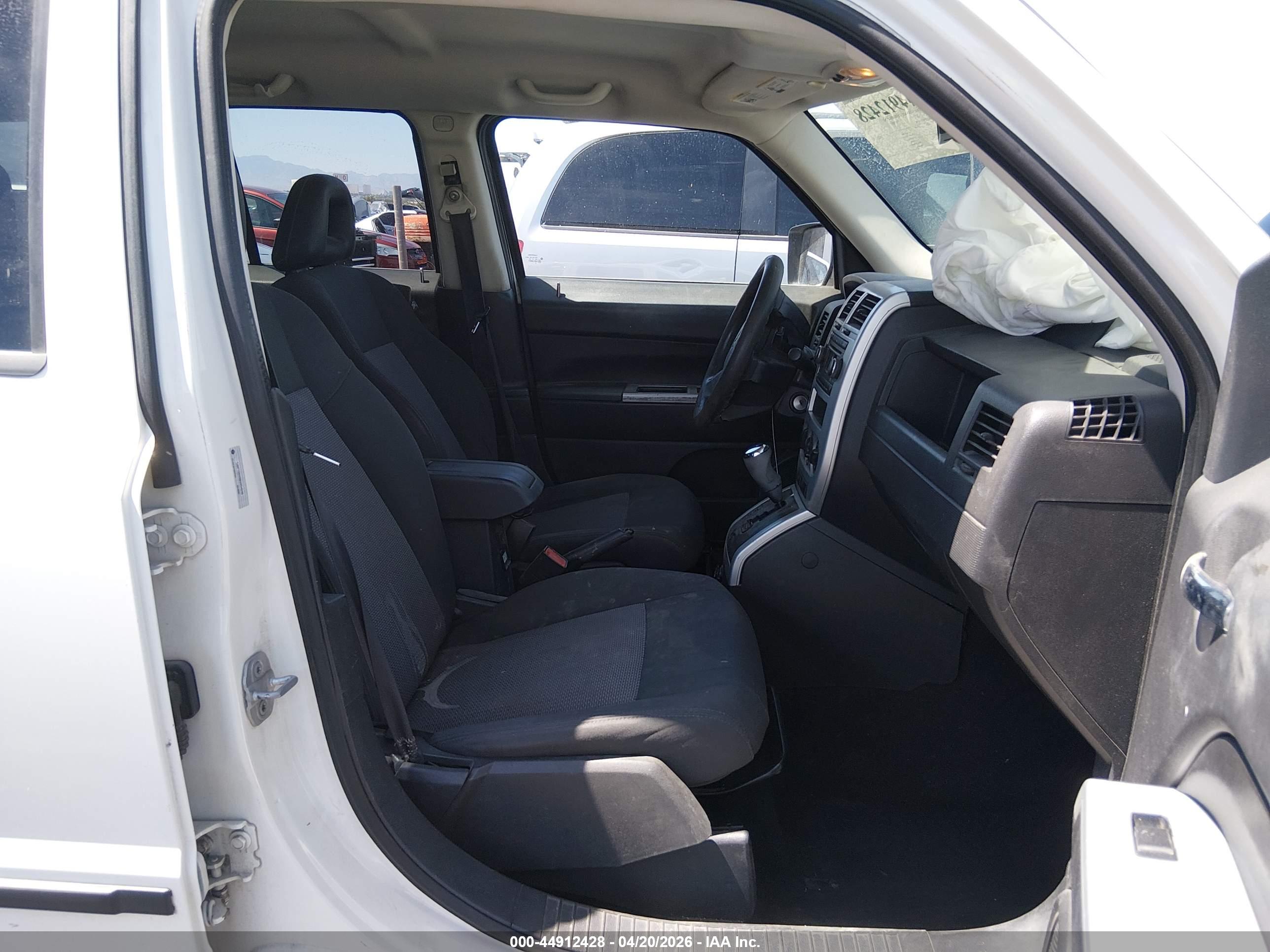 JEEP PATRIOT image 5