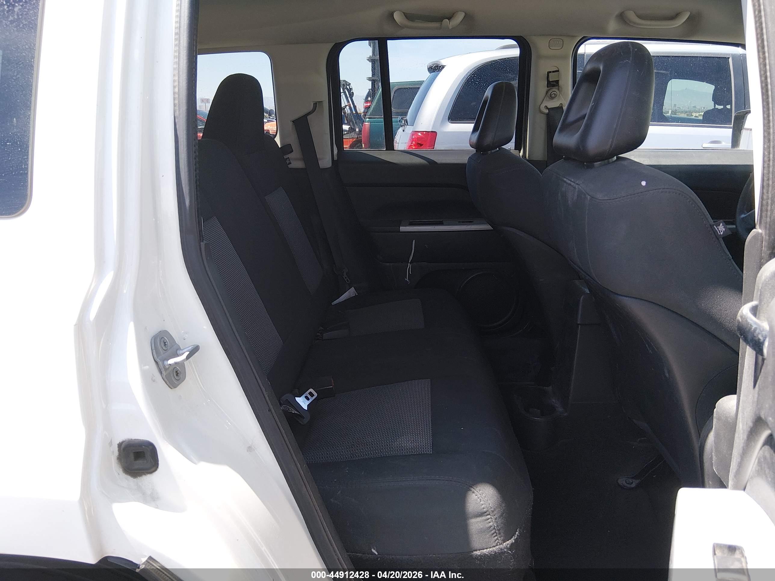 JEEP PATRIOT image 8