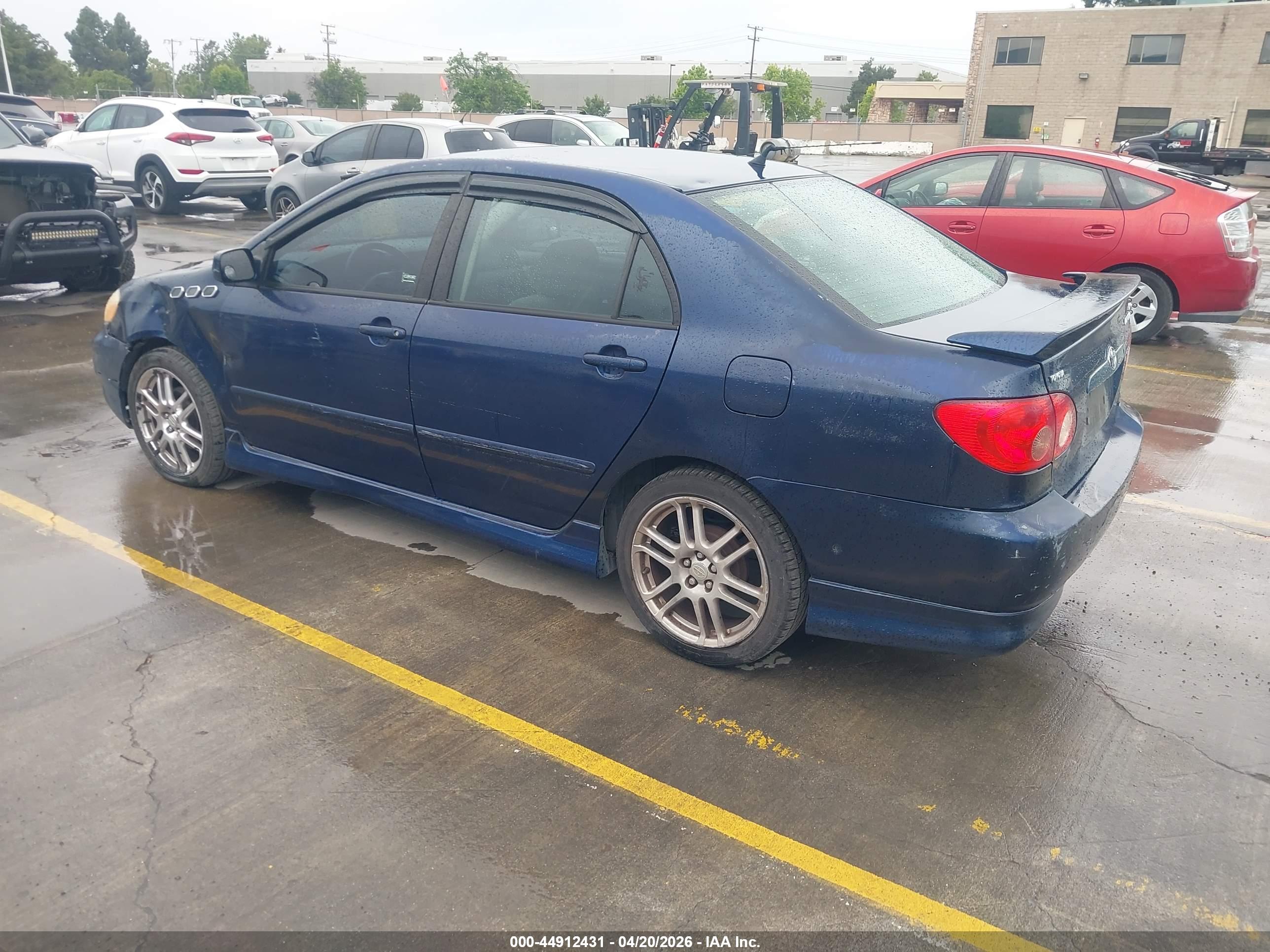 TOYOTA COROLLA image 3