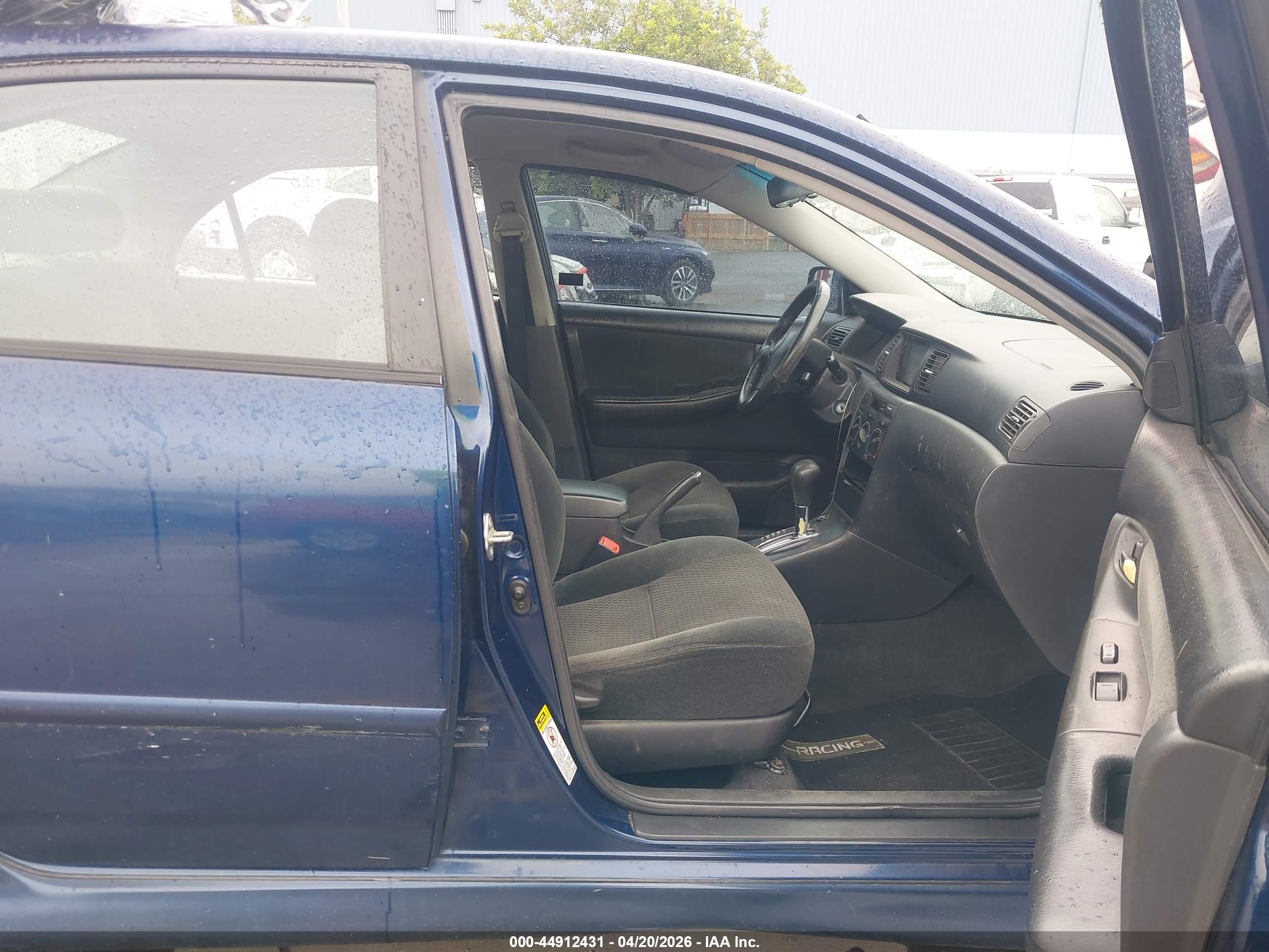 TOYOTA COROLLA image 5