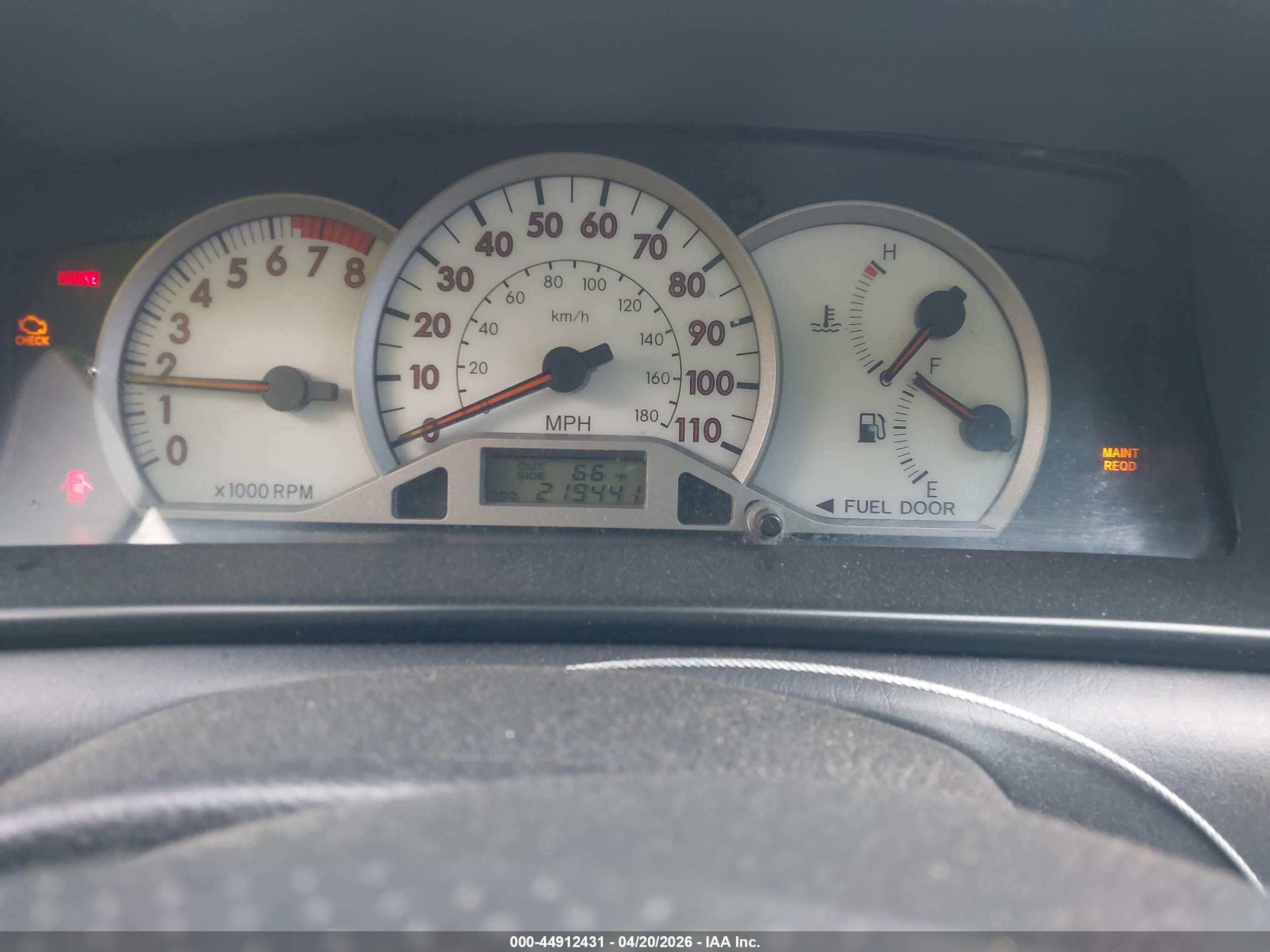 TOYOTA COROLLA image 7