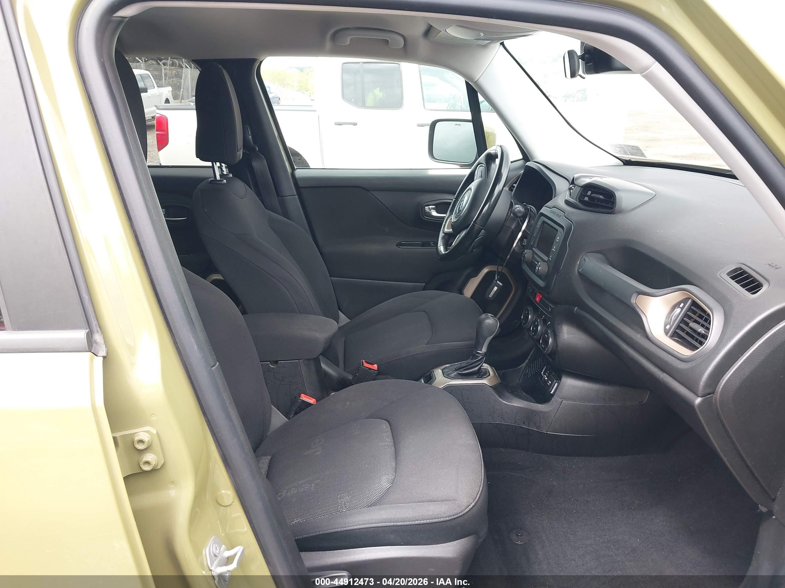 JEEP RENEGADE image 5