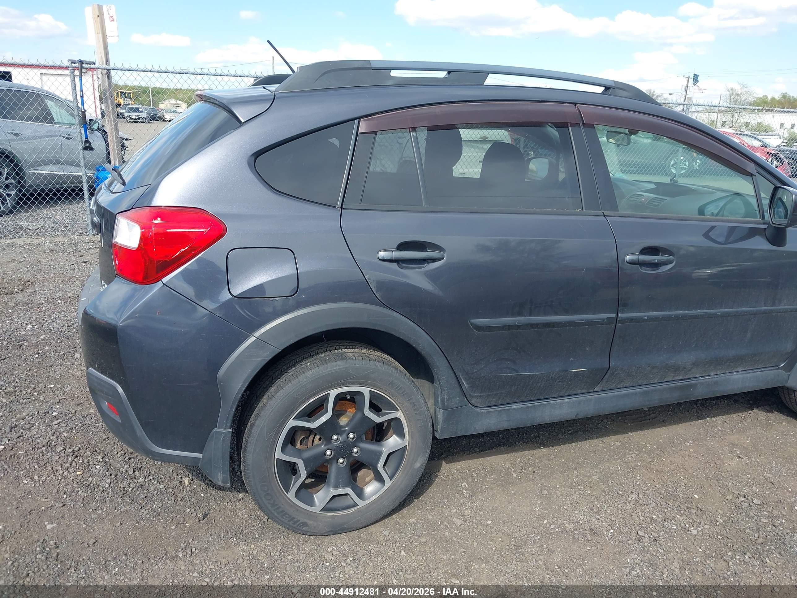 SUBARU XV image 6