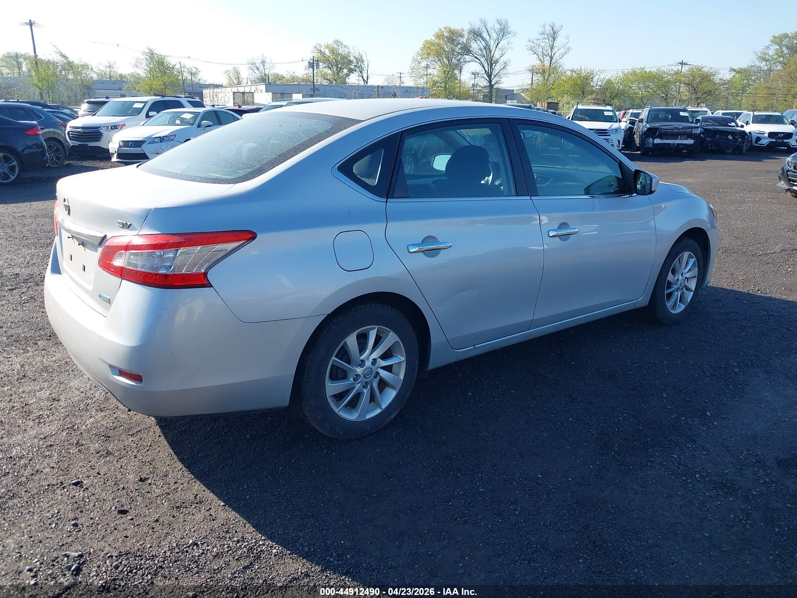 NISSAN SENTRA image 4