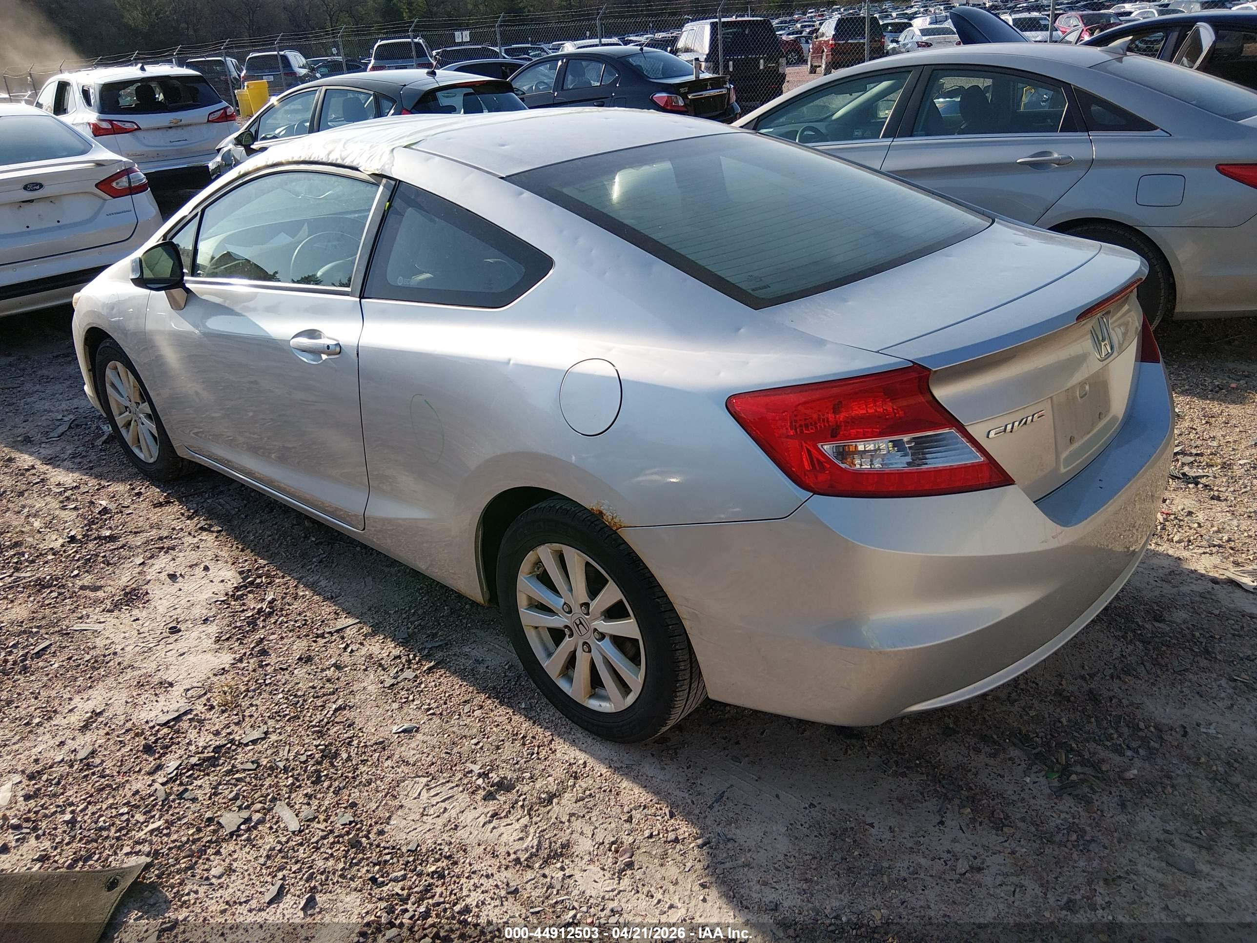 HONDA CIVIC image 3