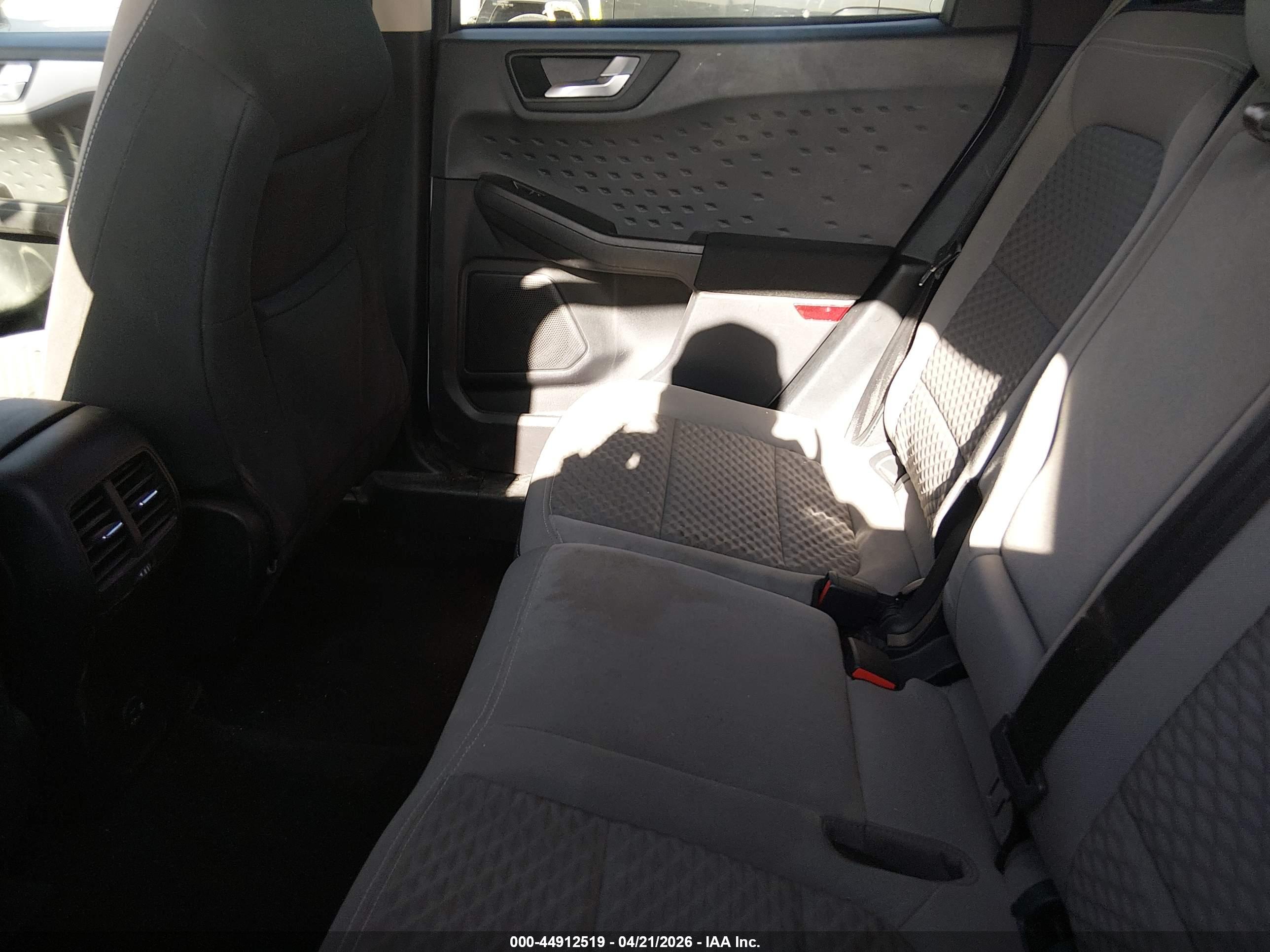 FORD ESCAPE image 8