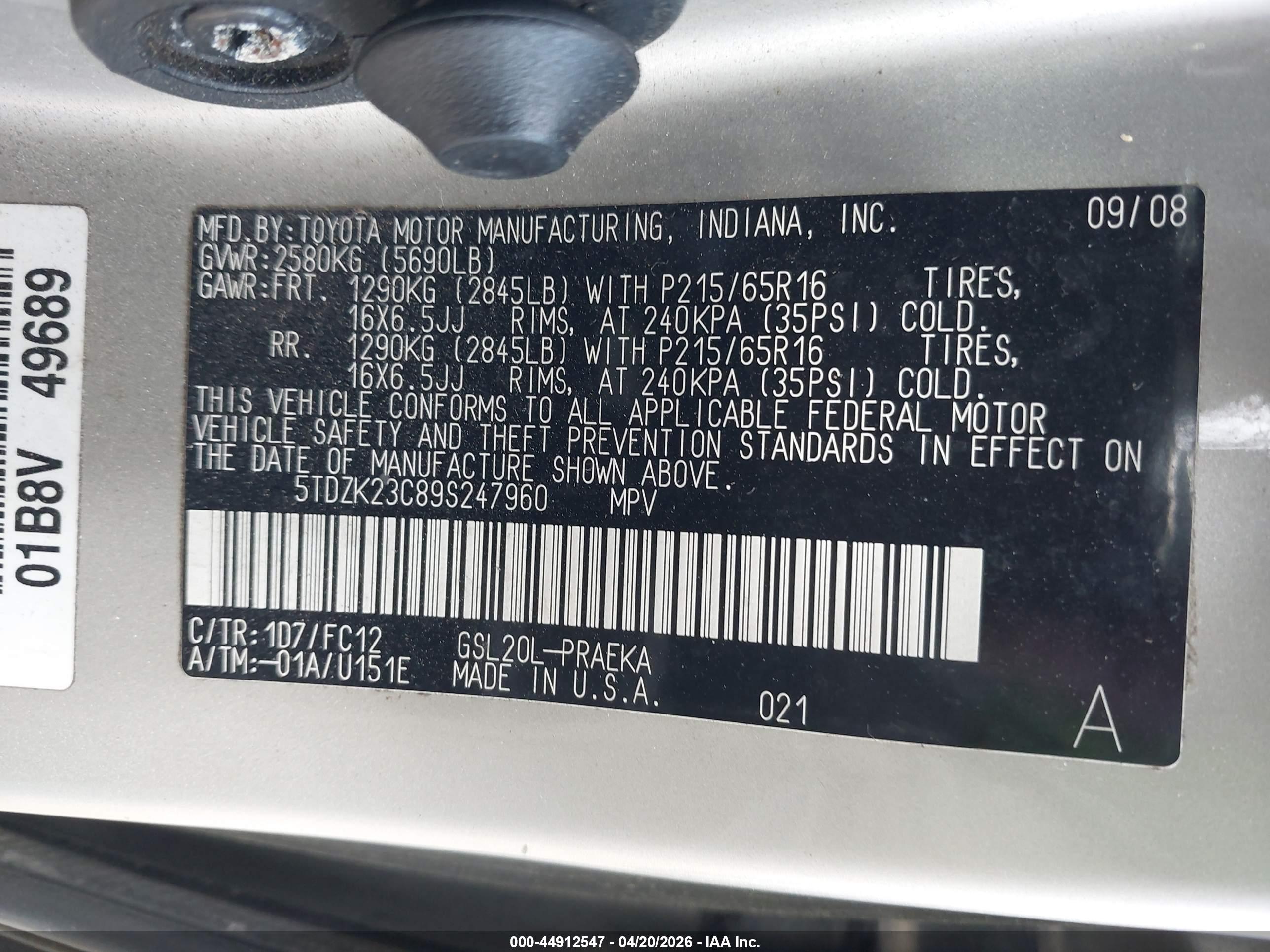 TOYOTA SIENNA image 9