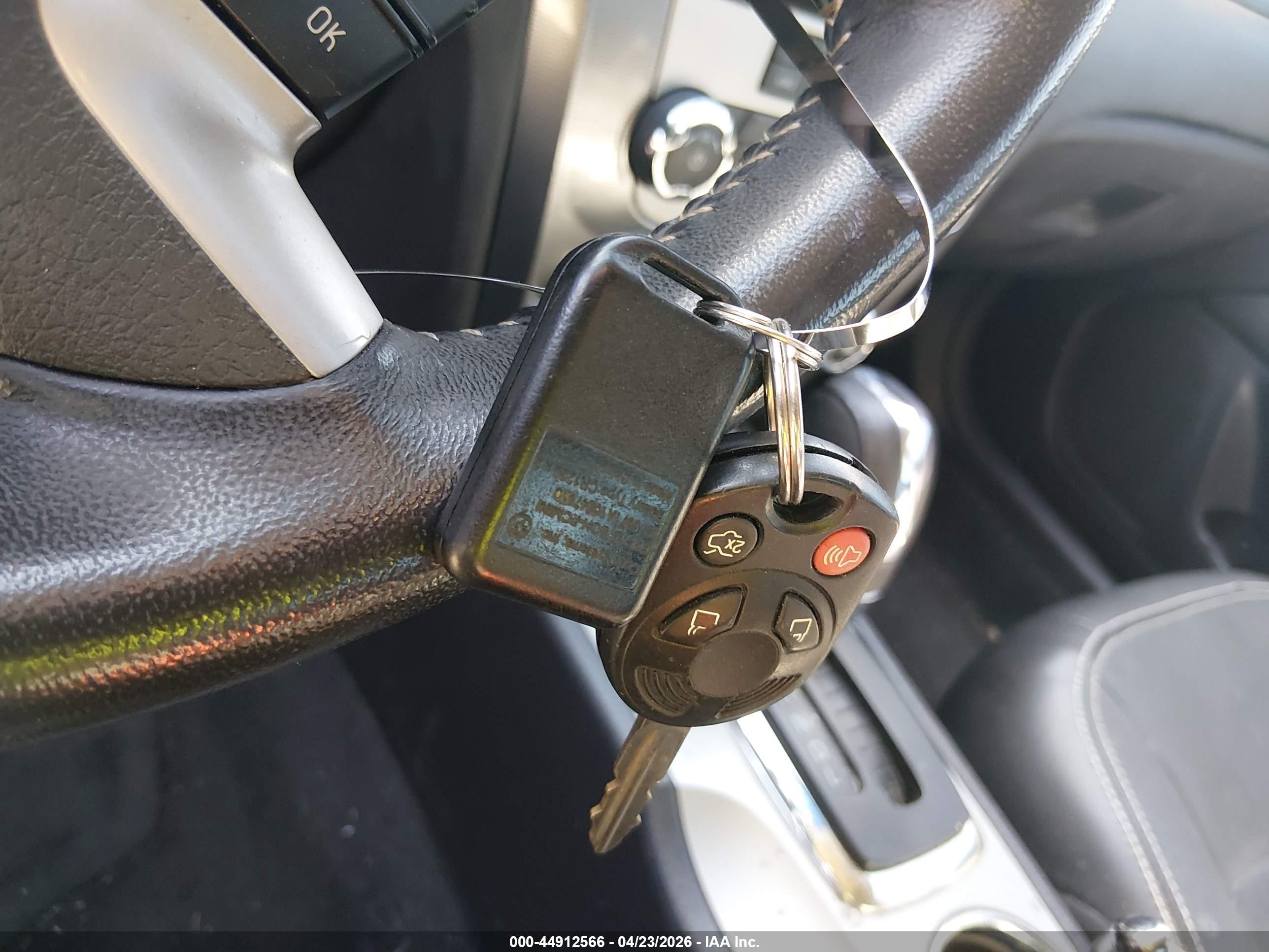FORD FUSION image 11