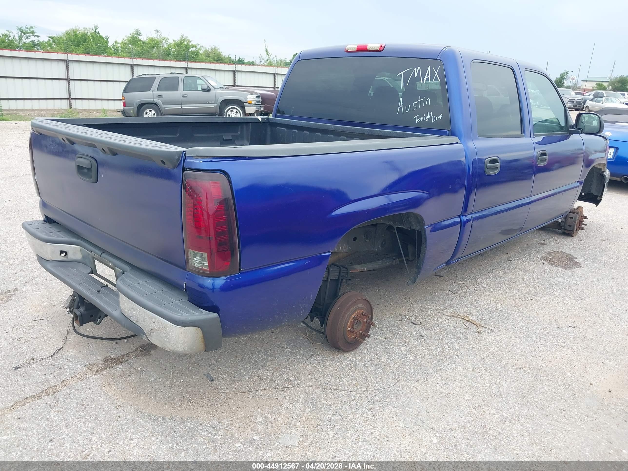 CHEVROLET SILVERADO image 4