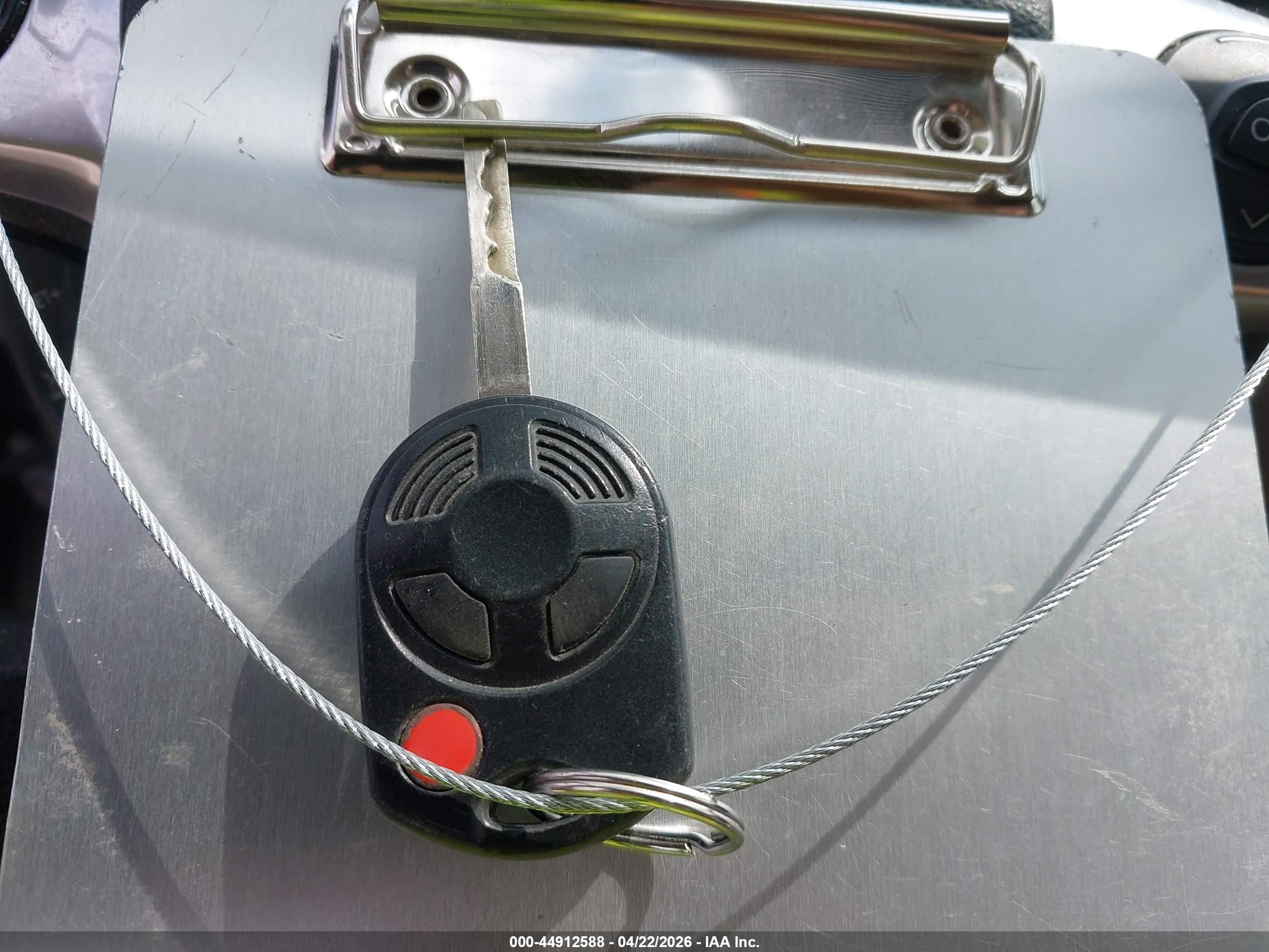 FORD ESCAPE image 11