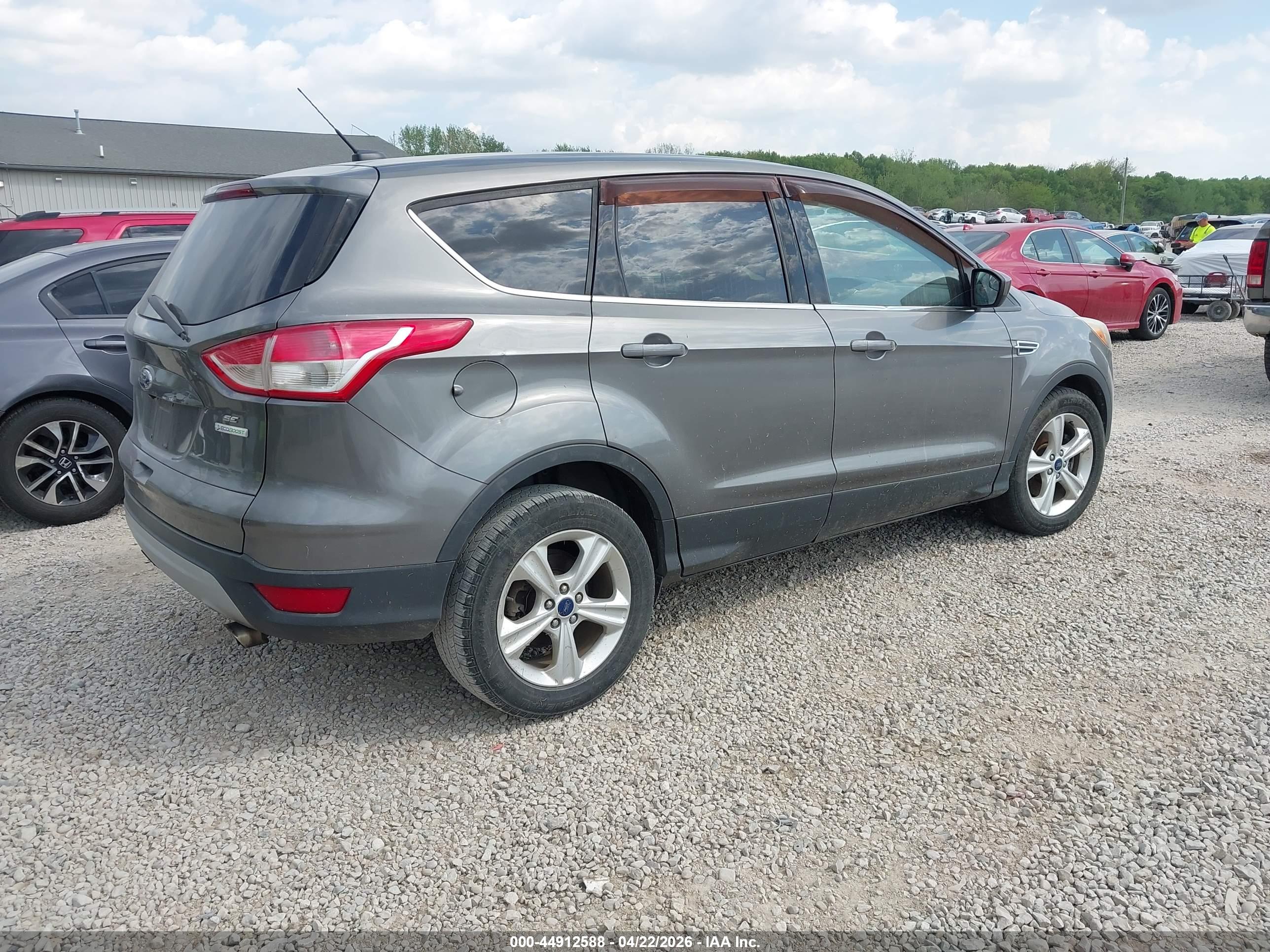 FORD ESCAPE image 4