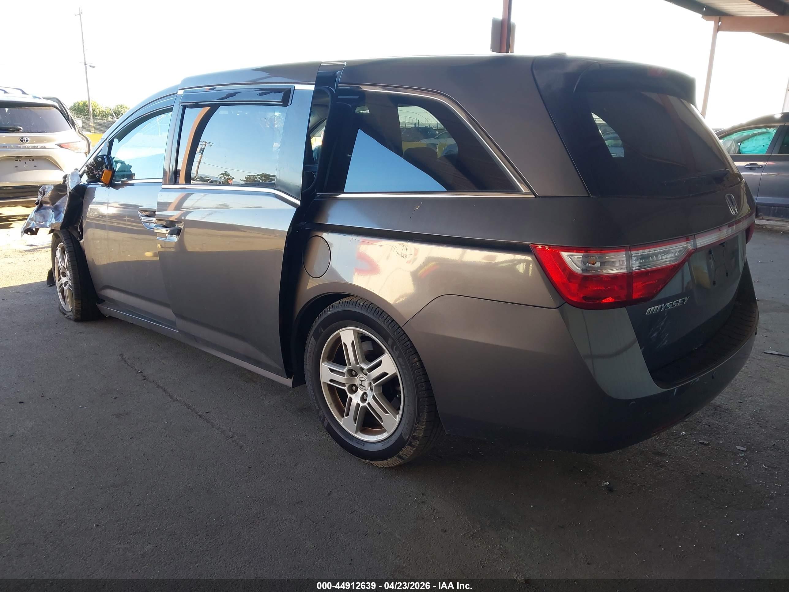 HONDA ODYSSEY image 3