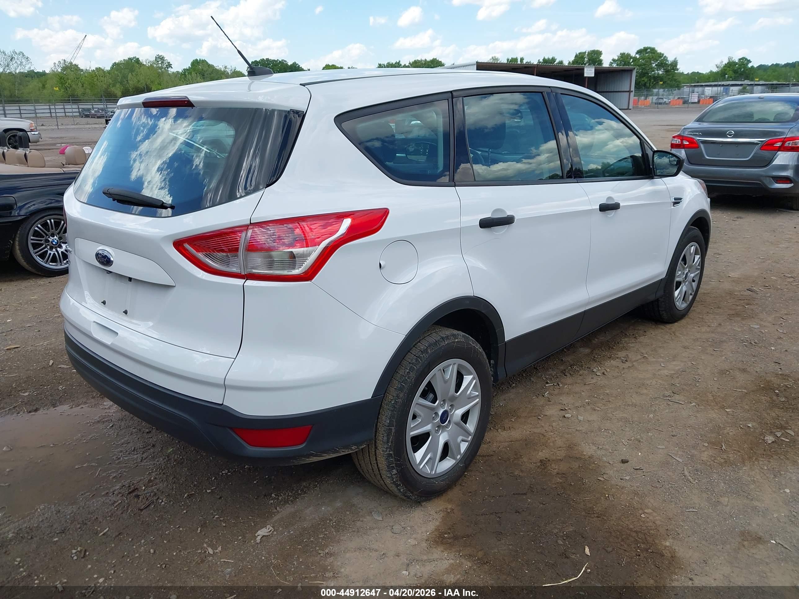 FORD ESCAPE image 4