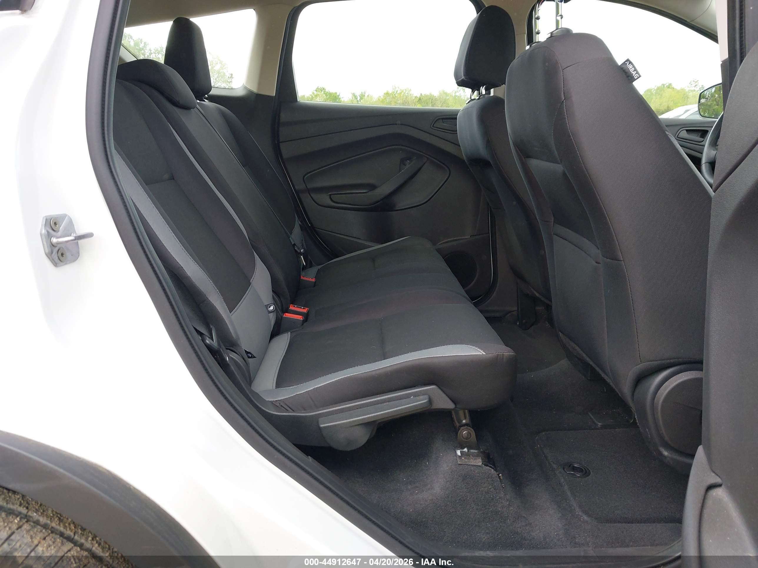 FORD ESCAPE image 8