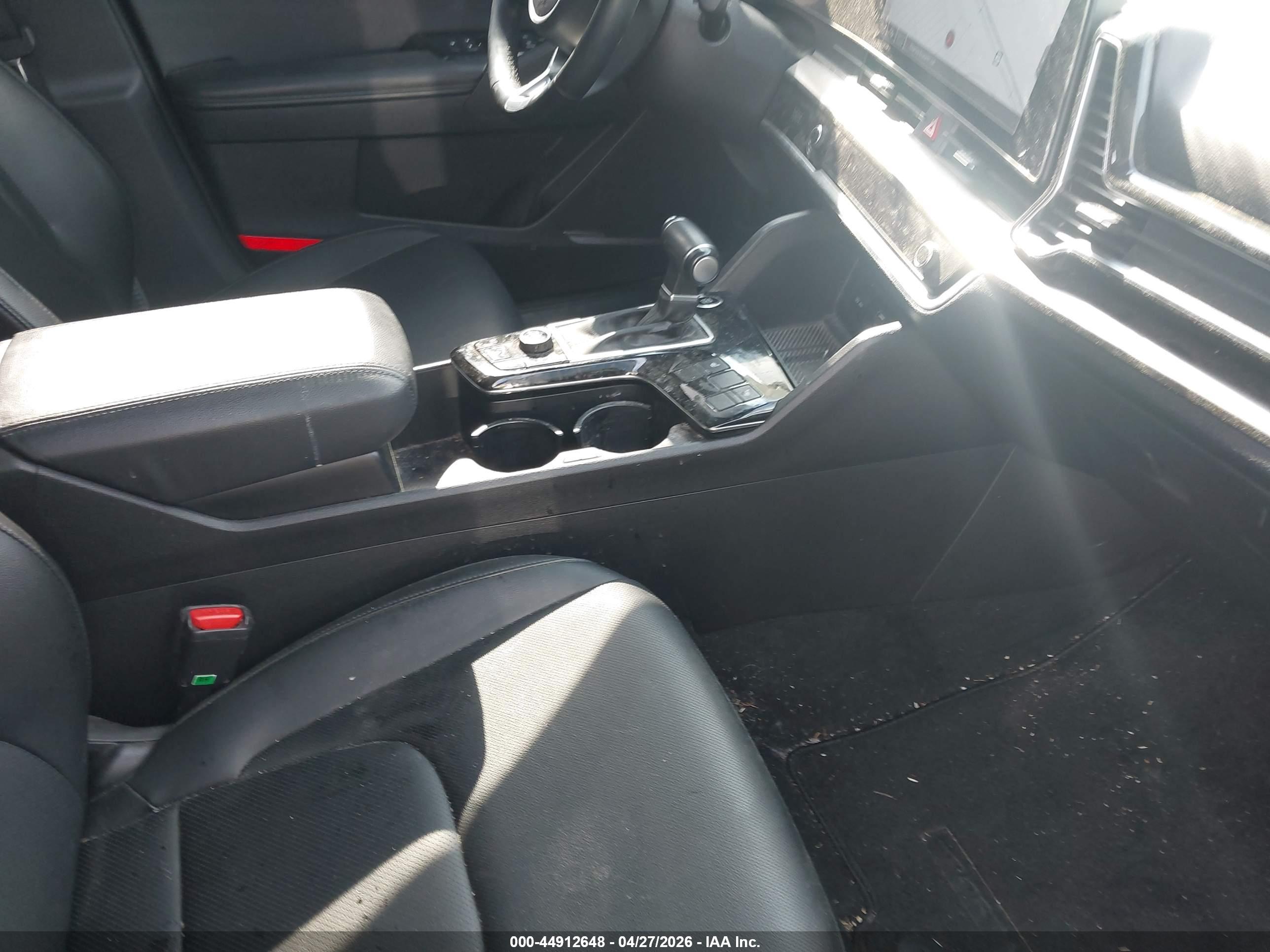 KIA SPORTAGE image 5