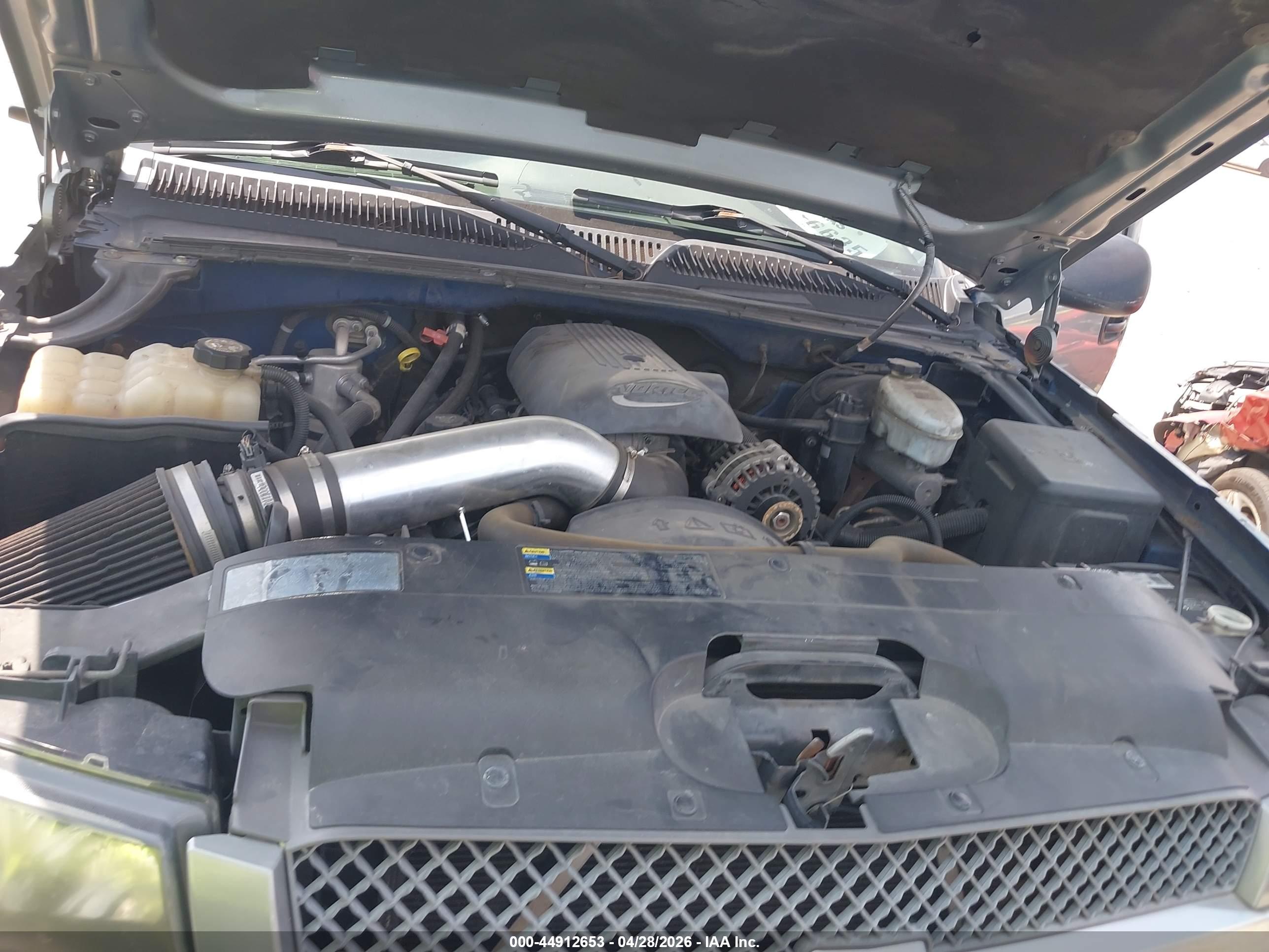 CHEVROLET SILVERADO image 10