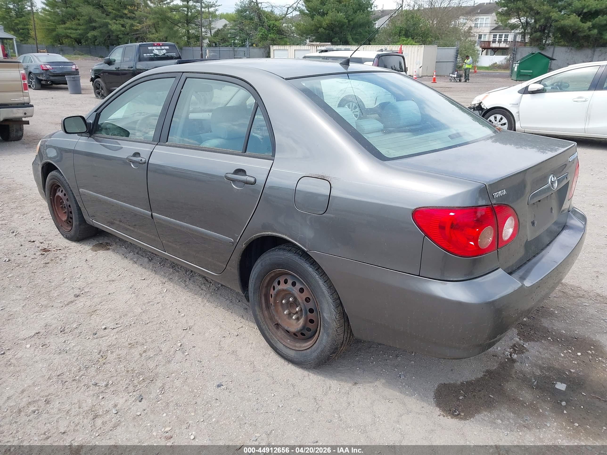 TOYOTA COROLLA image 3