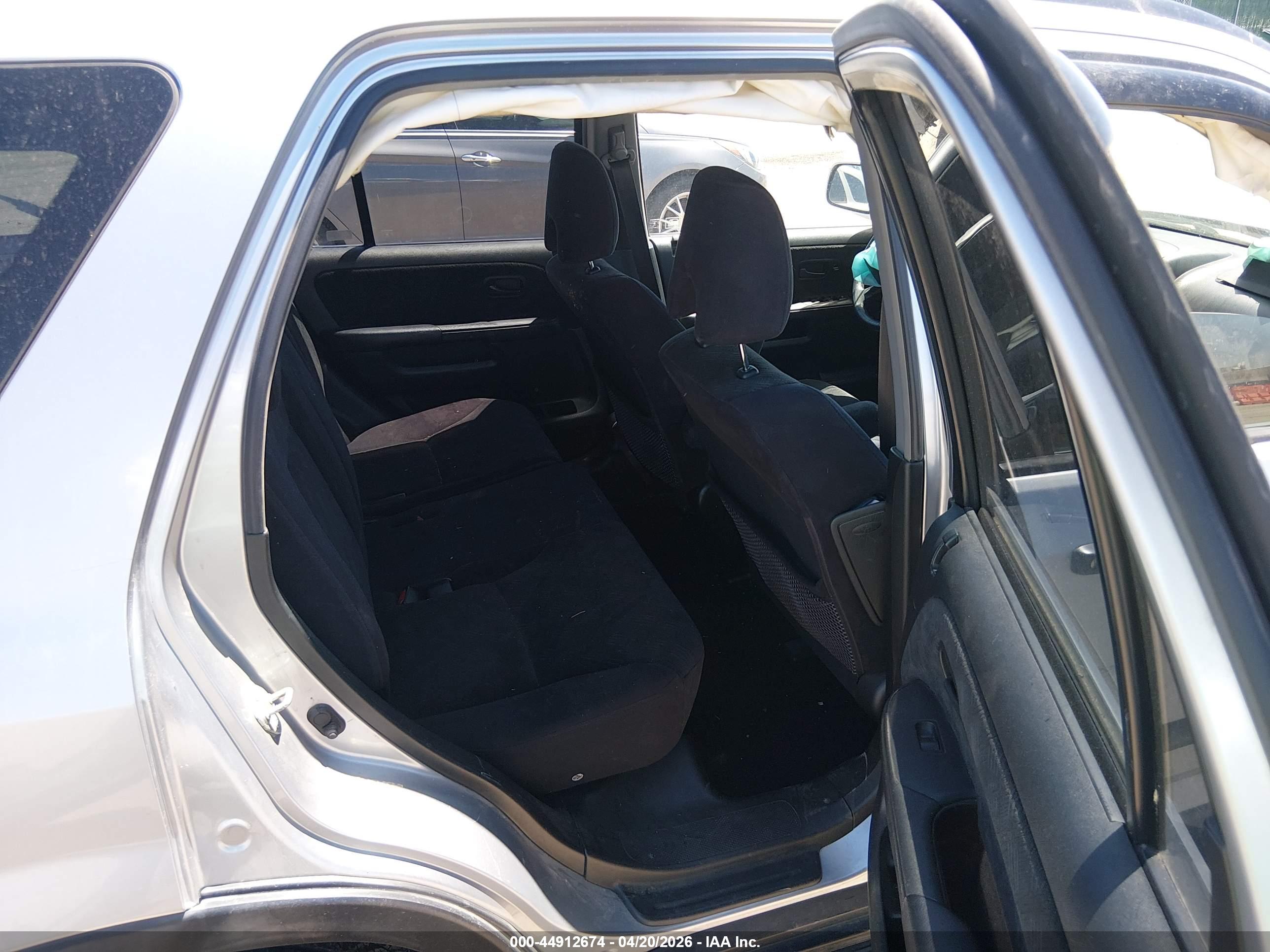 HONDA CR-V image 8