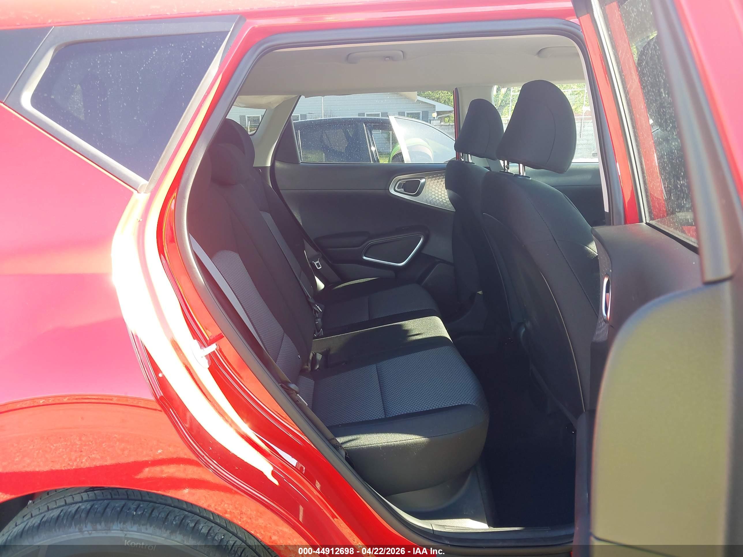 KIA SOUL image 8