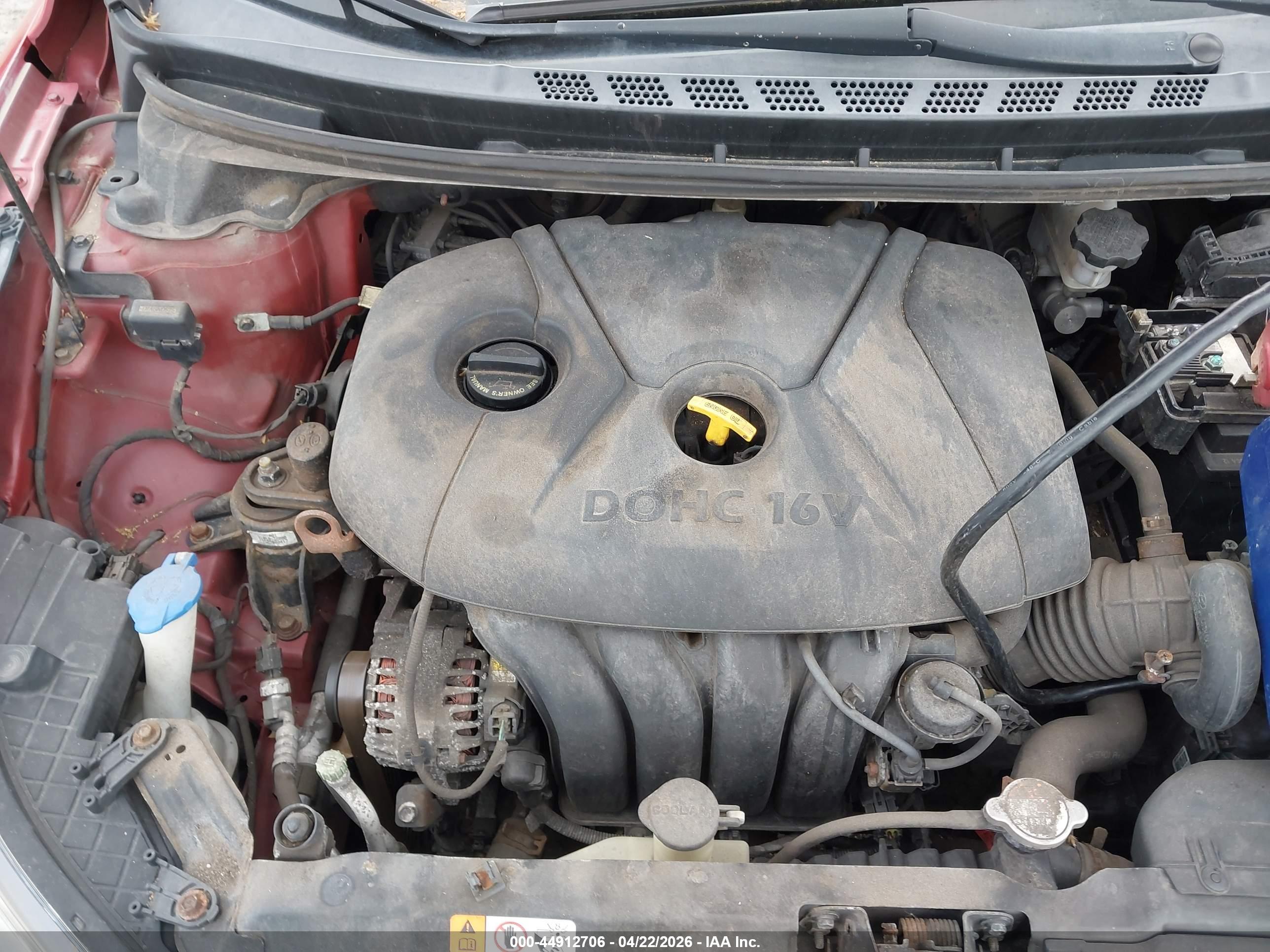 HYUNDAI ELANTRA image 10
