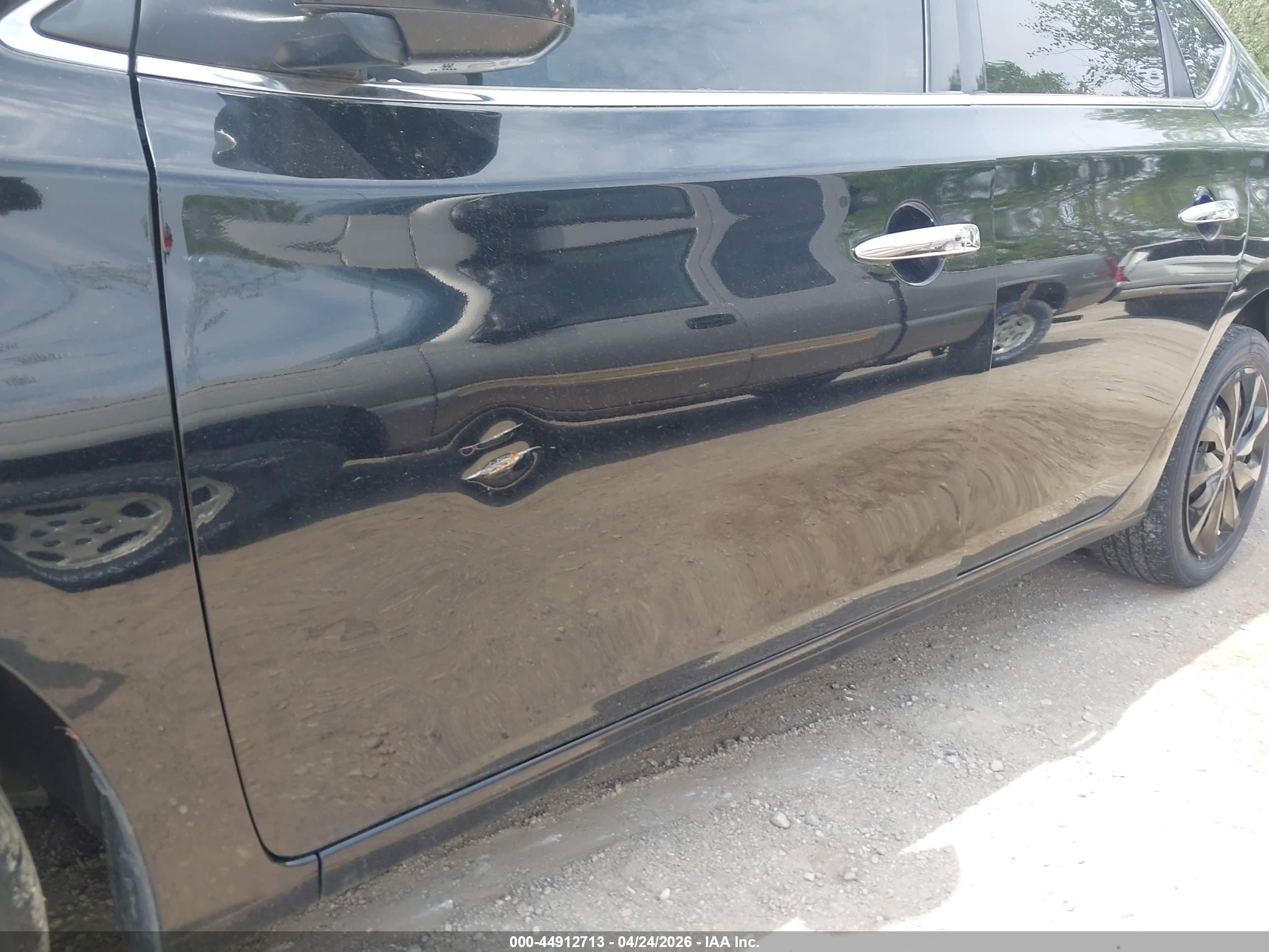 NISSAN SENTRA image 6