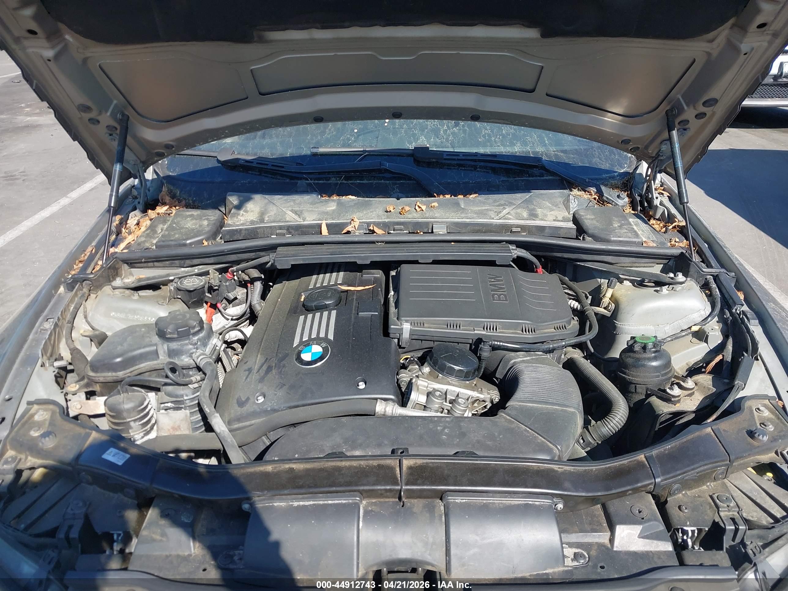 BMW 335I image 10