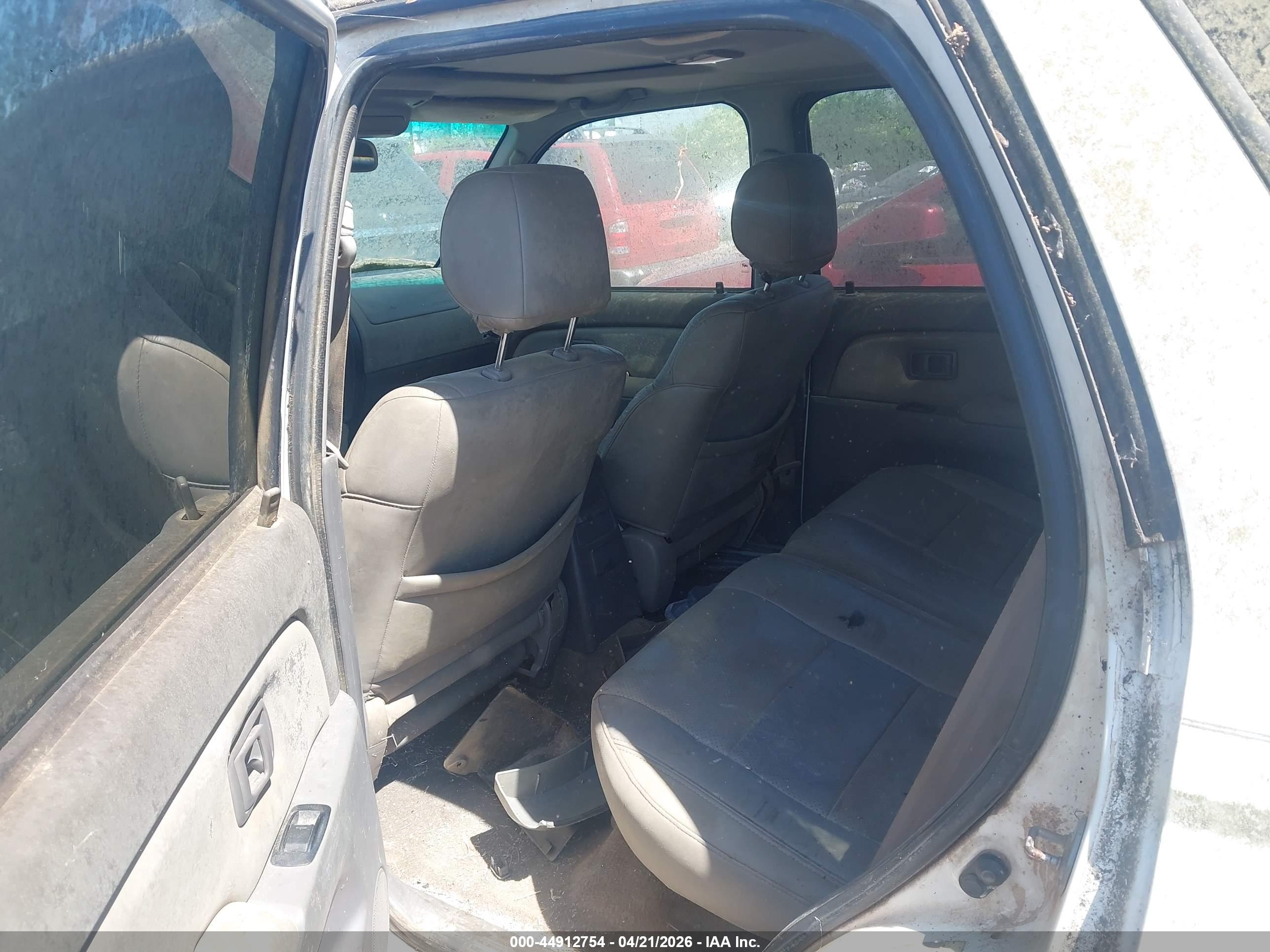 TOYOTA 4RUNNER image 8