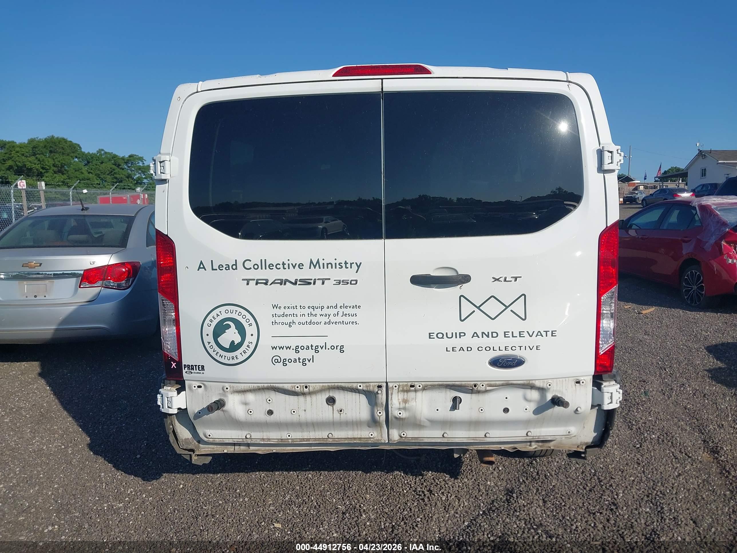 FORD TRANSIT-350 image 6