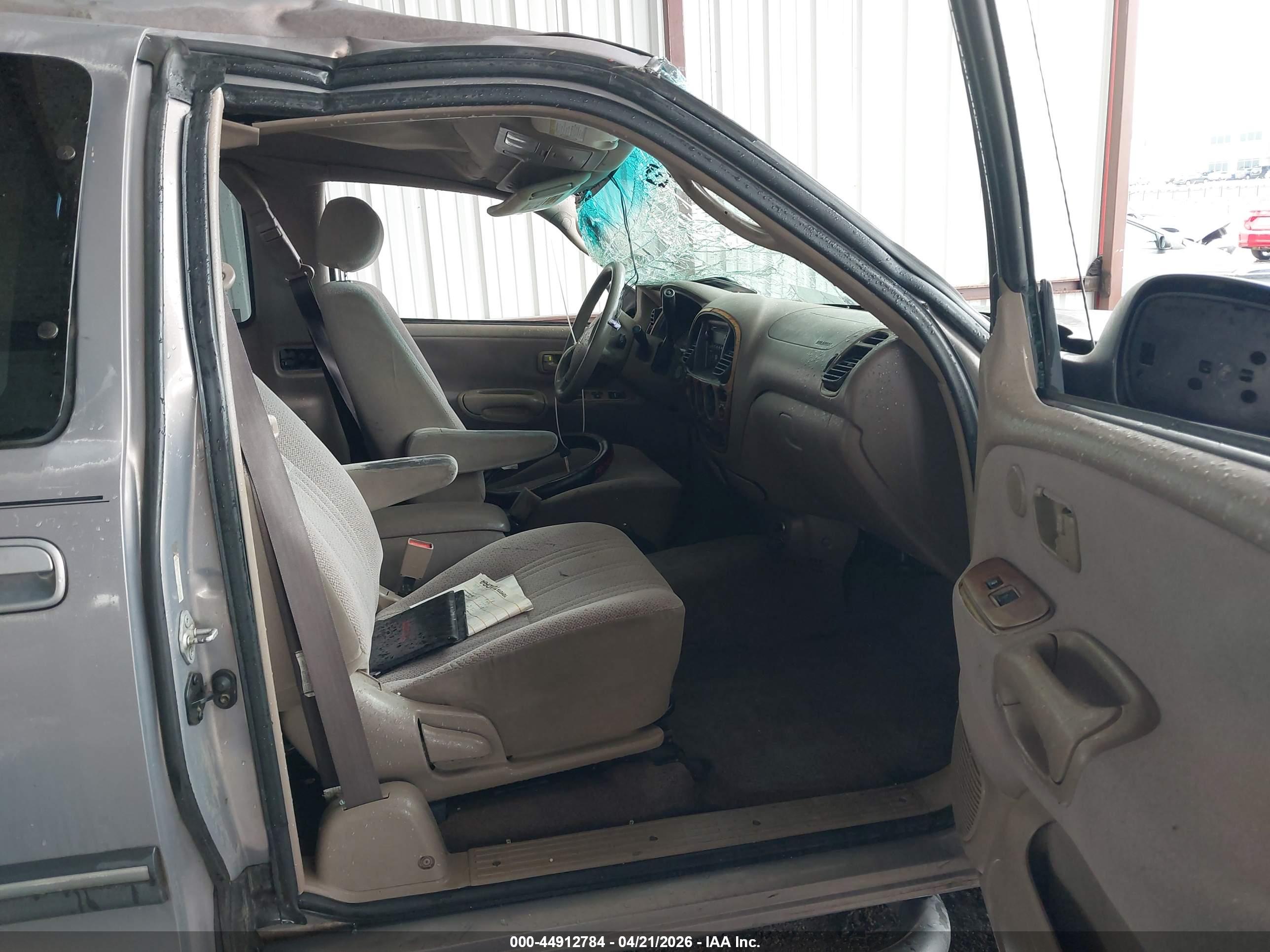 TOYOTA TUNDRA image 5
