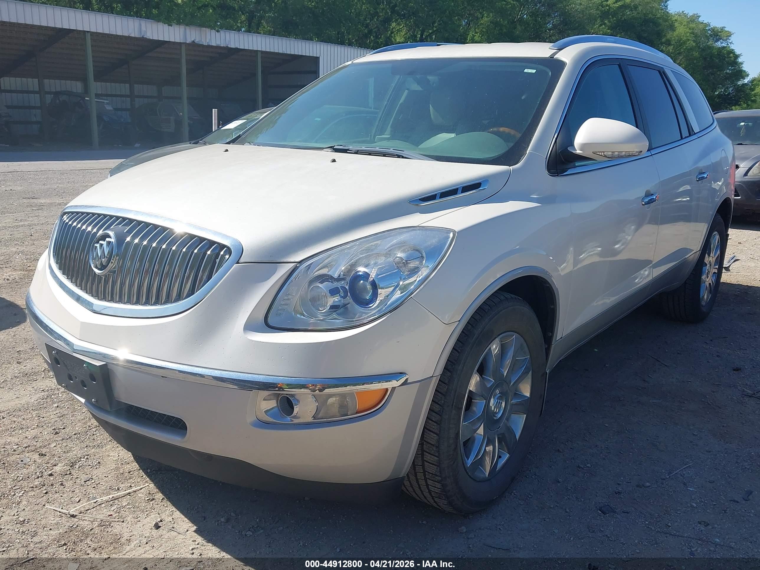 BUICK ENCLAVE image 2