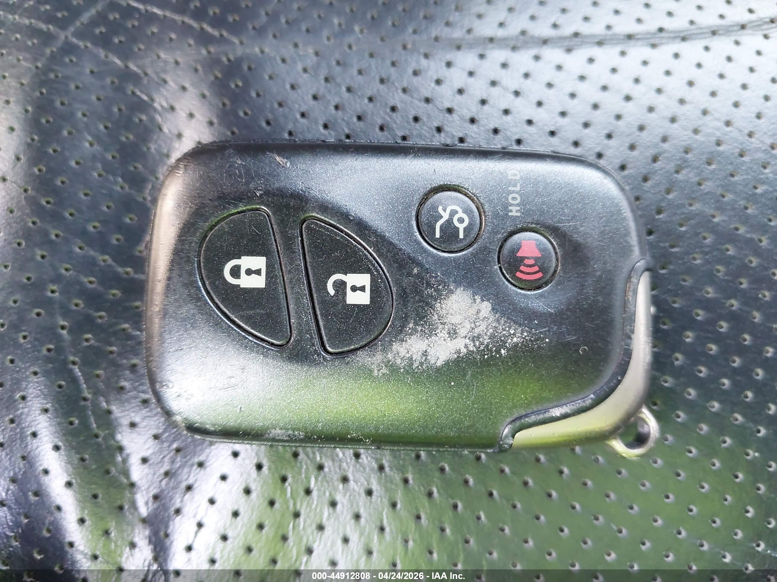 LEXUS ES image 11