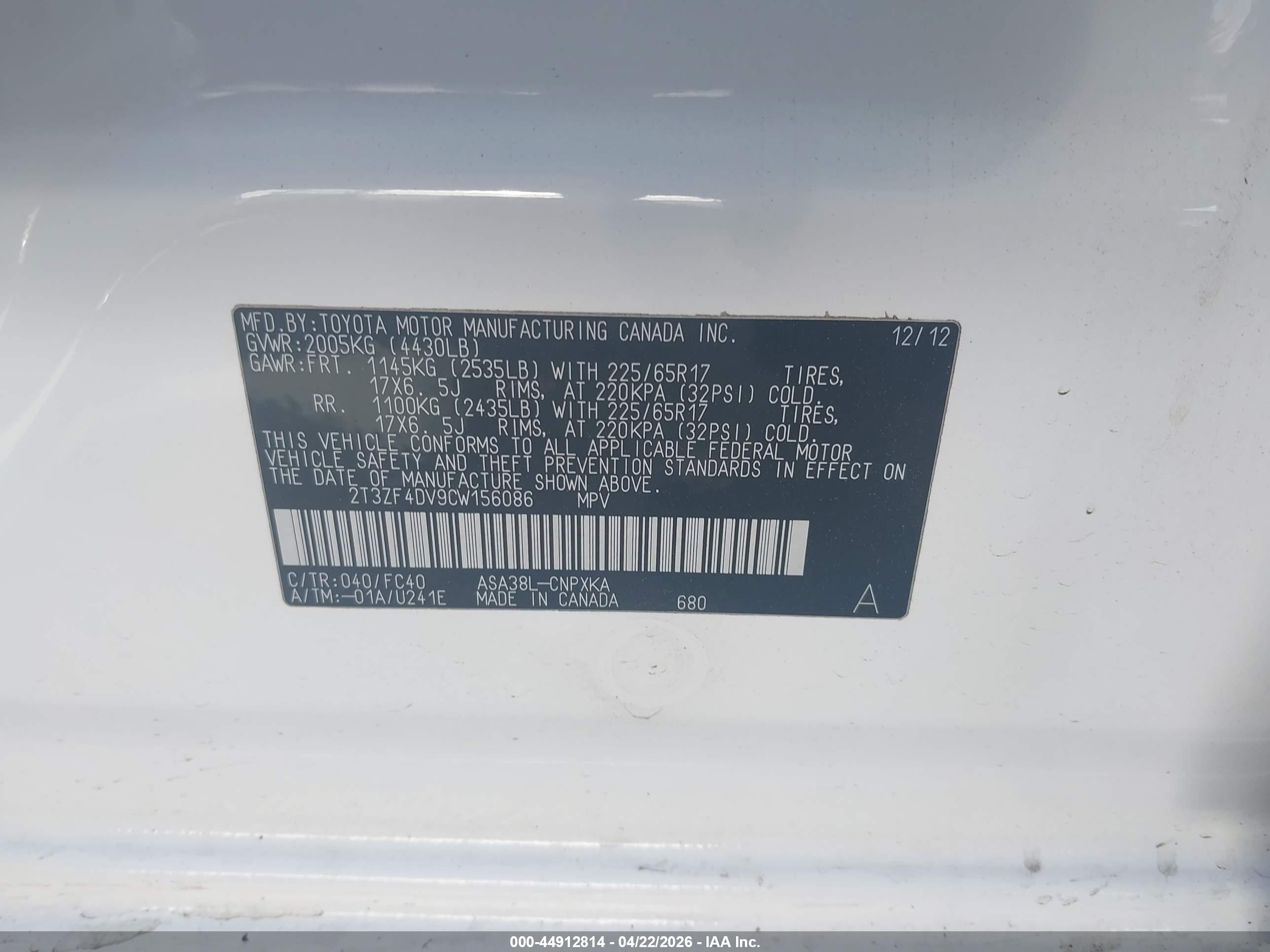 TOYOTA RAV4 image 9