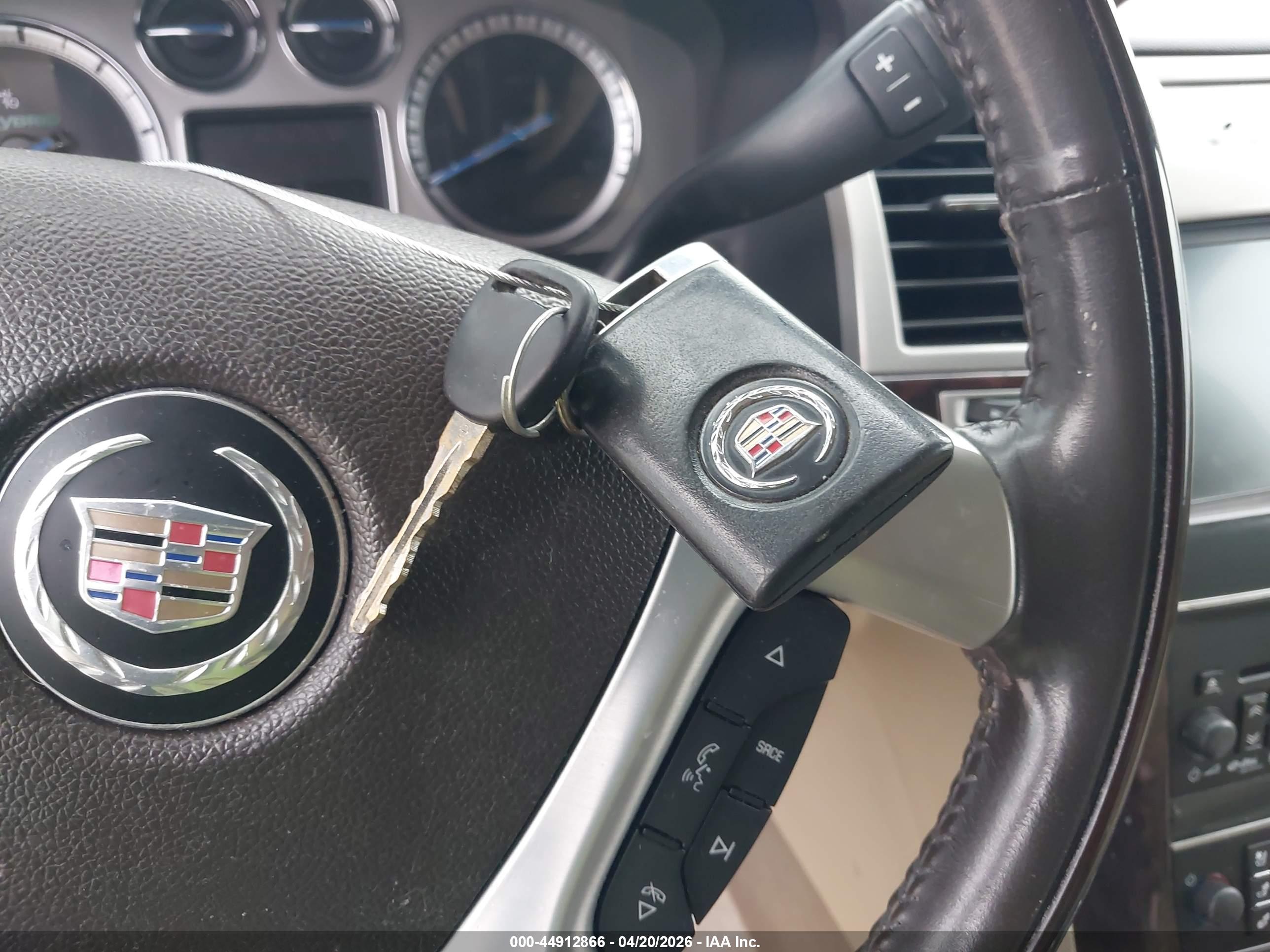CADILLAC ESCALADE image 11