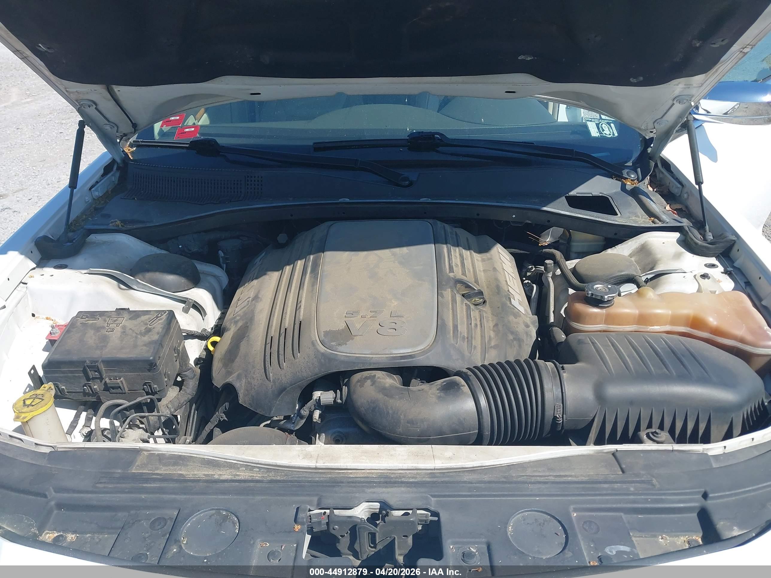 CHRYSLER 300C image 10