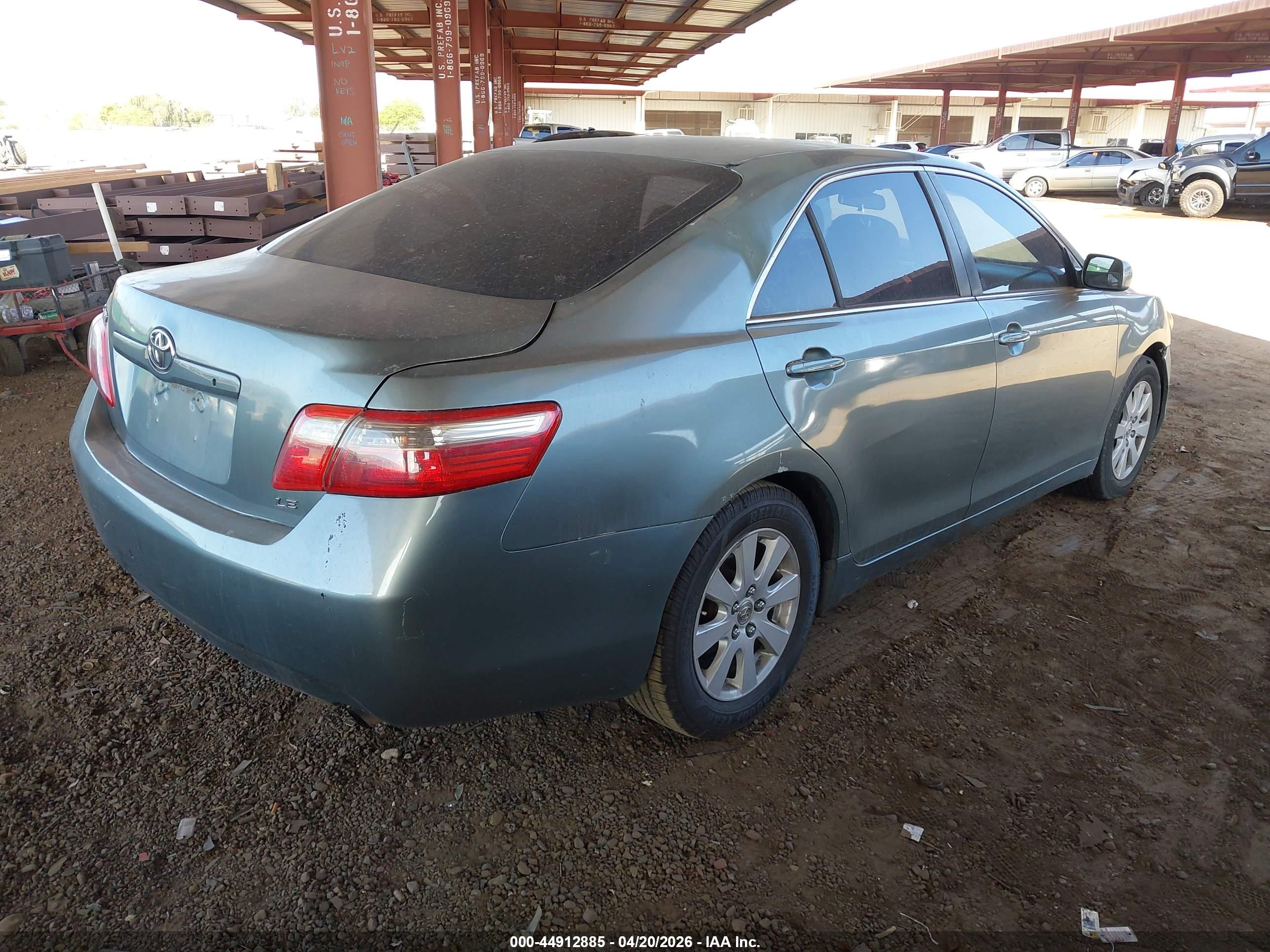 TOYOTA CAMRY image 4