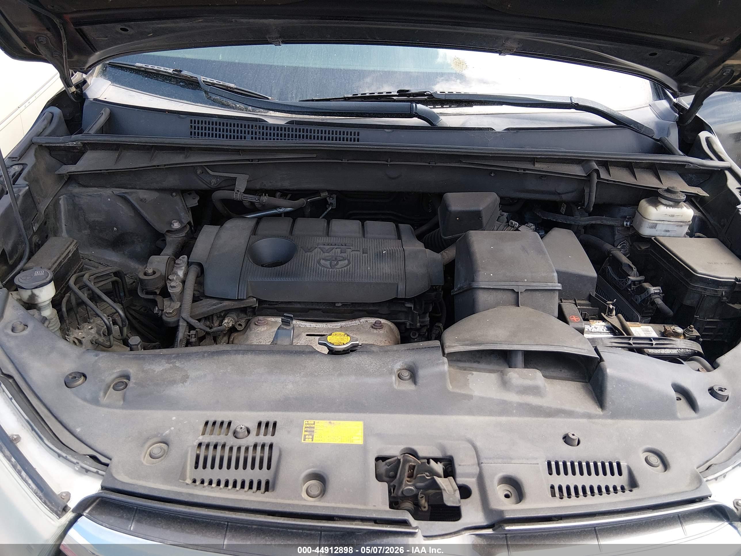 TOYOTA HIGHLANDER image 10