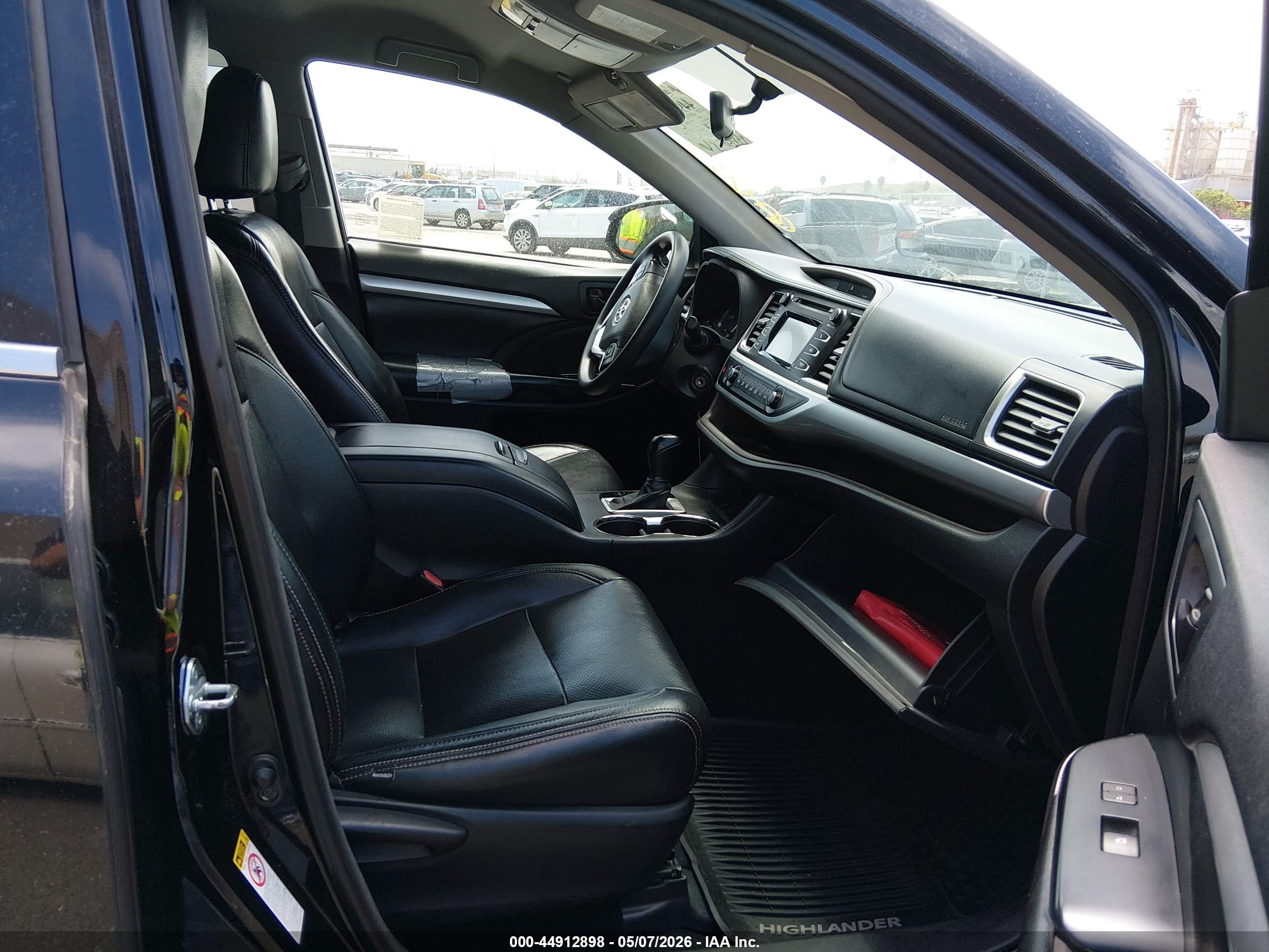 TOYOTA HIGHLANDER image 5