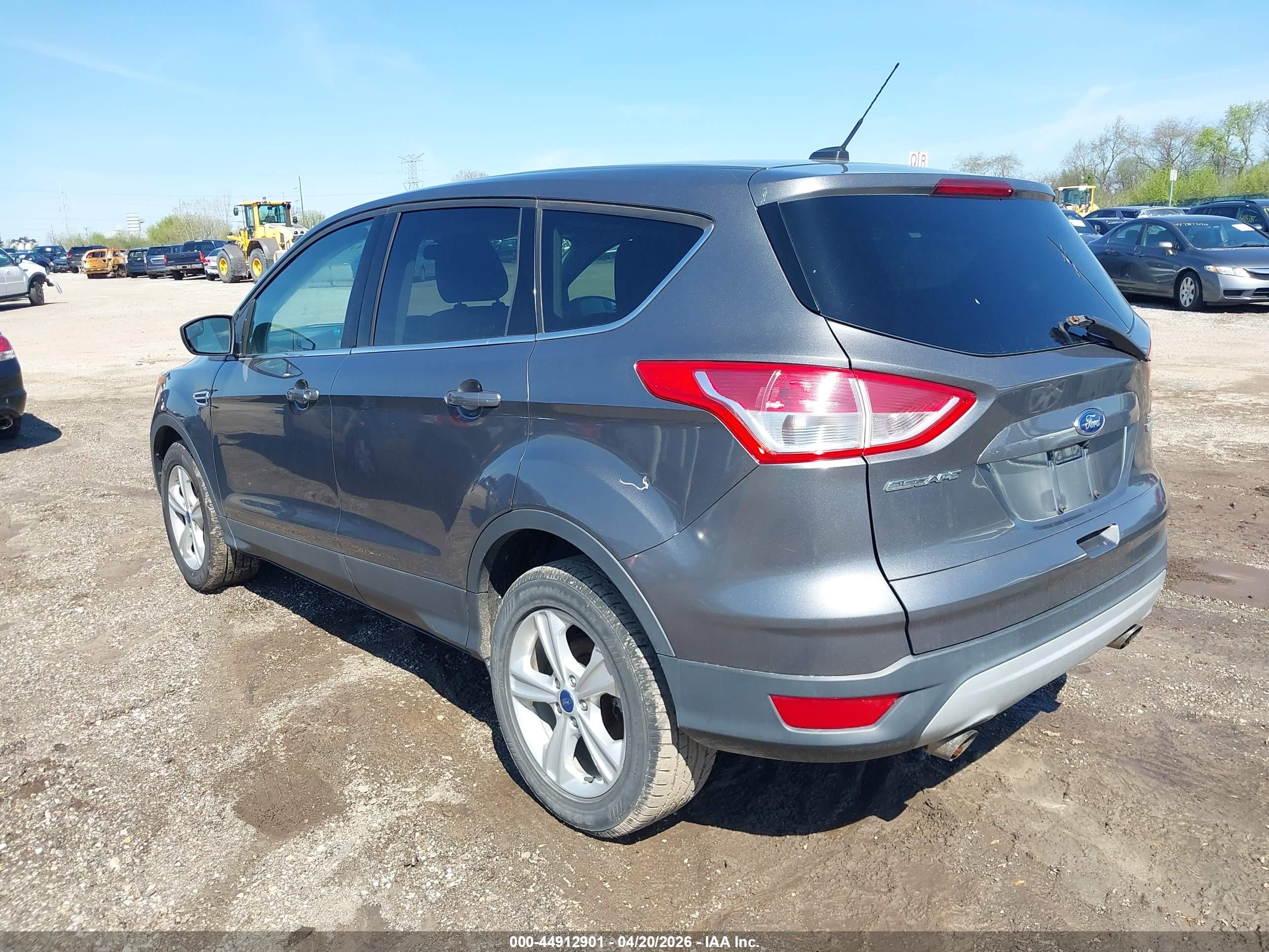 FORD ESCAPE image 3