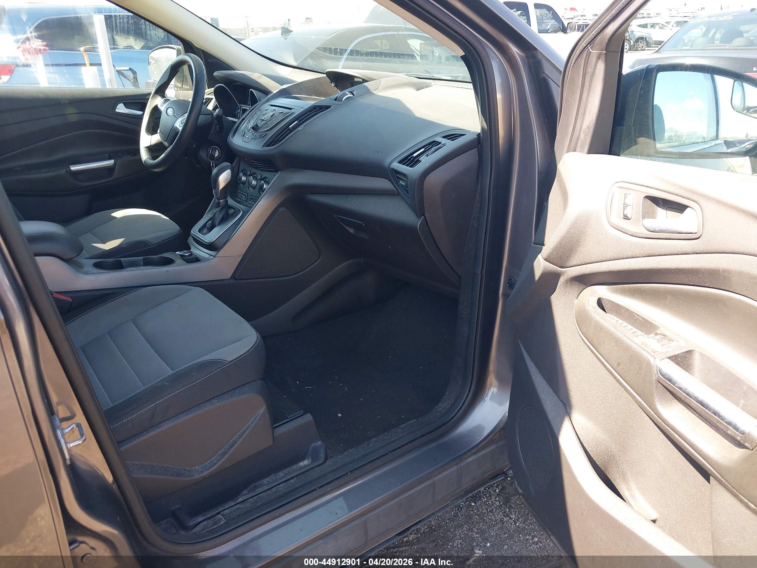 FORD ESCAPE image 5