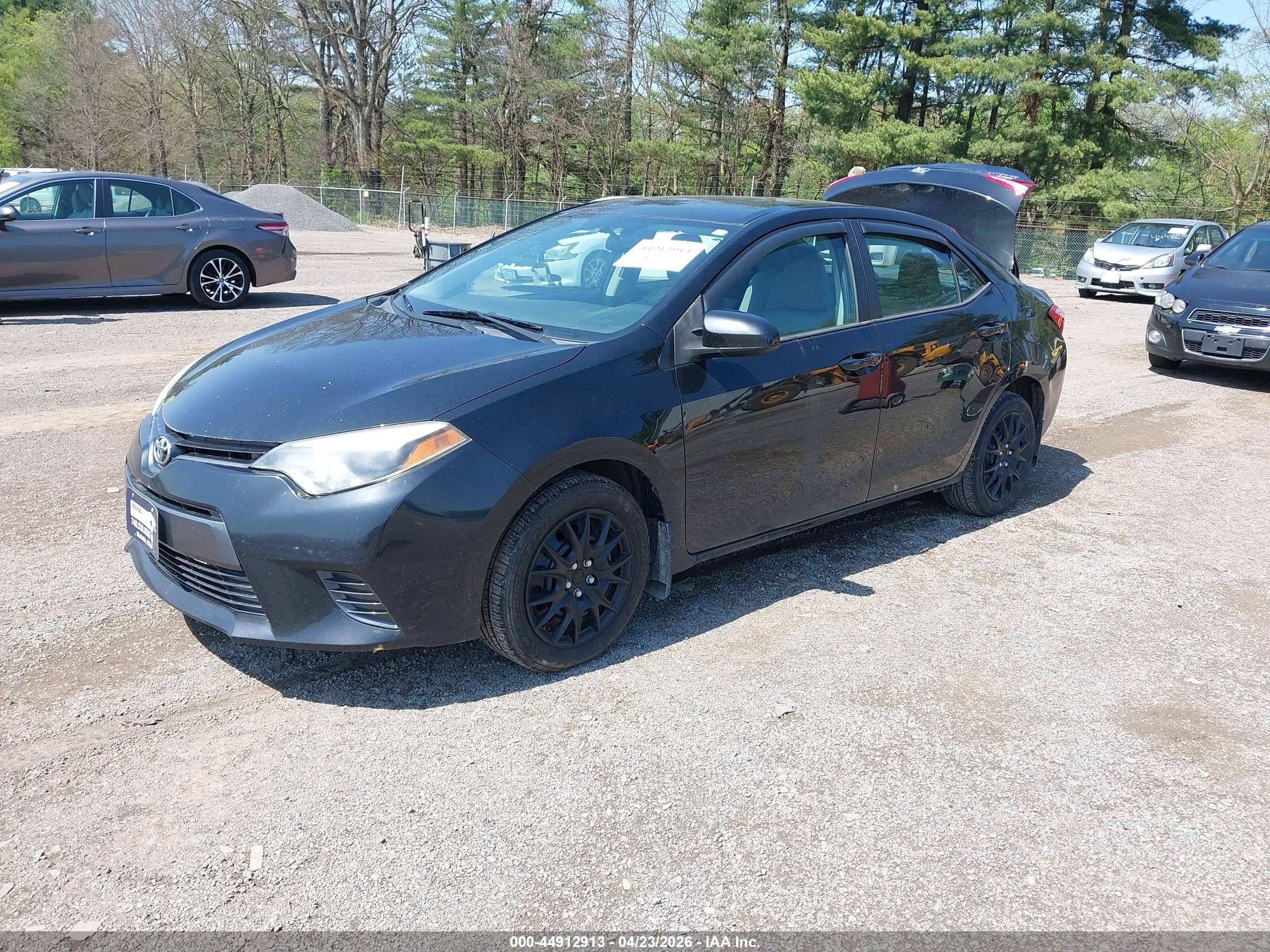 TOYOTA COROLLA image 2
