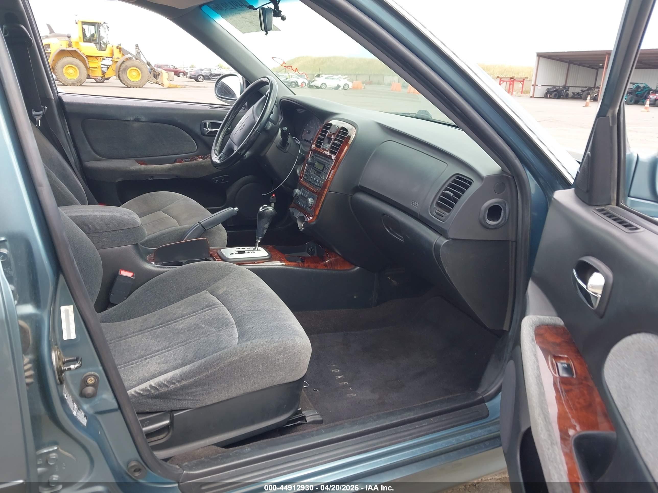 HYUNDAI SONATA image 5