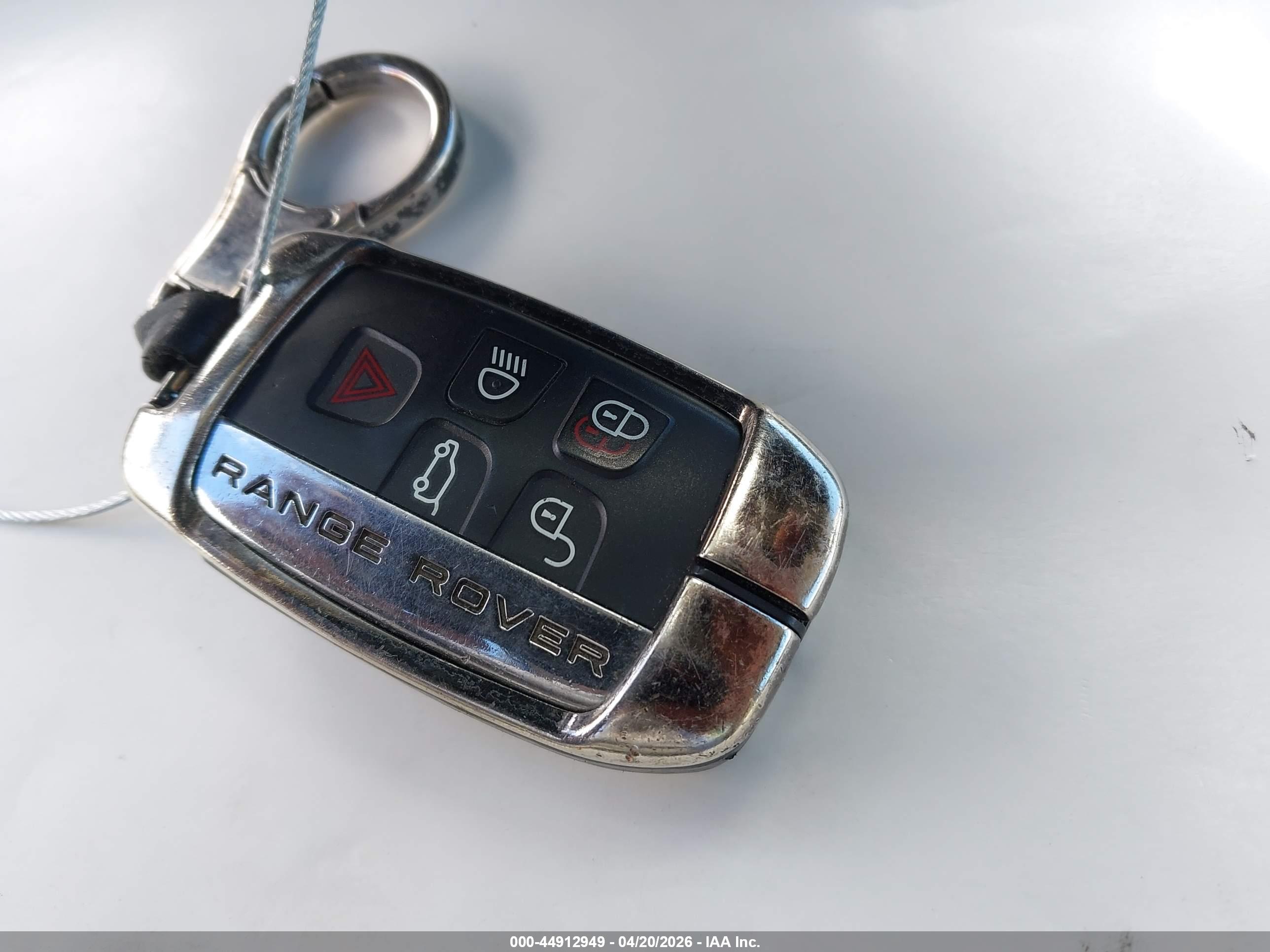 LAND ROVER image 11
