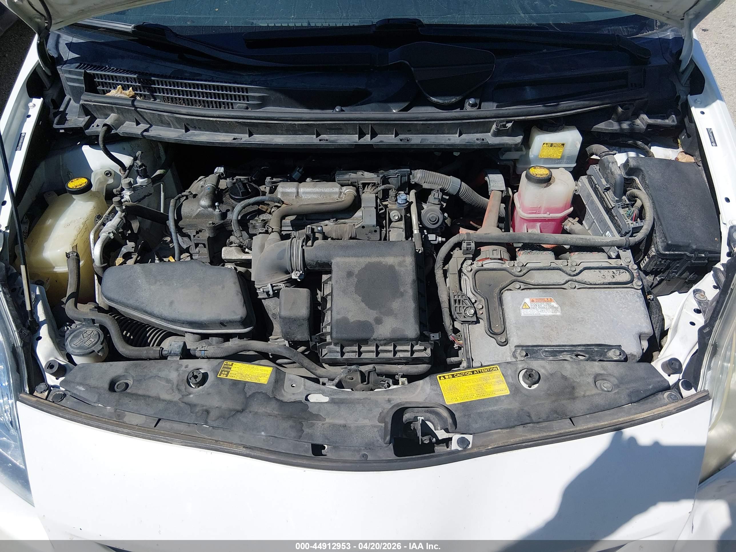 TOYOTA PRIUS image 10