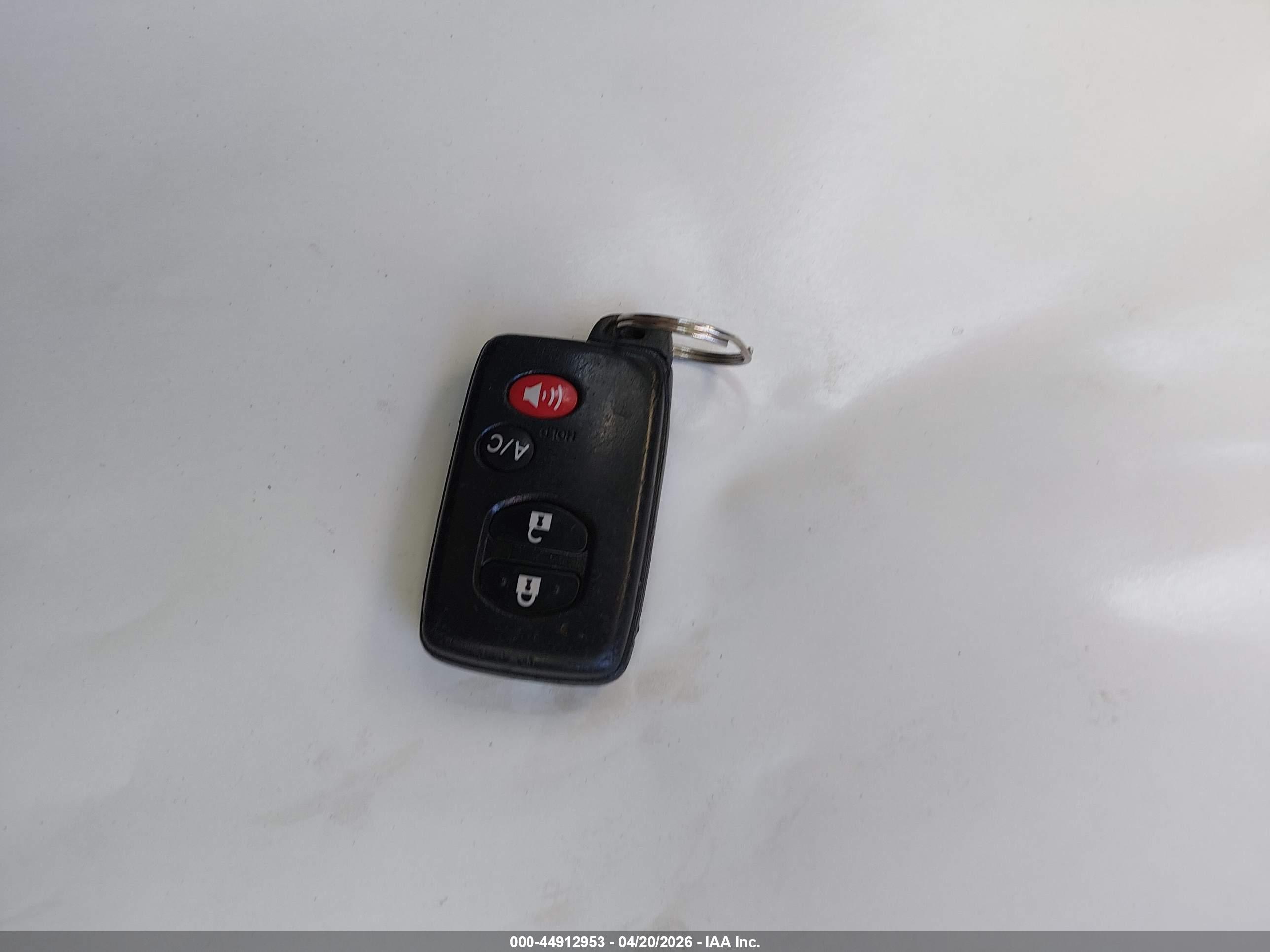 TOYOTA PRIUS image 11