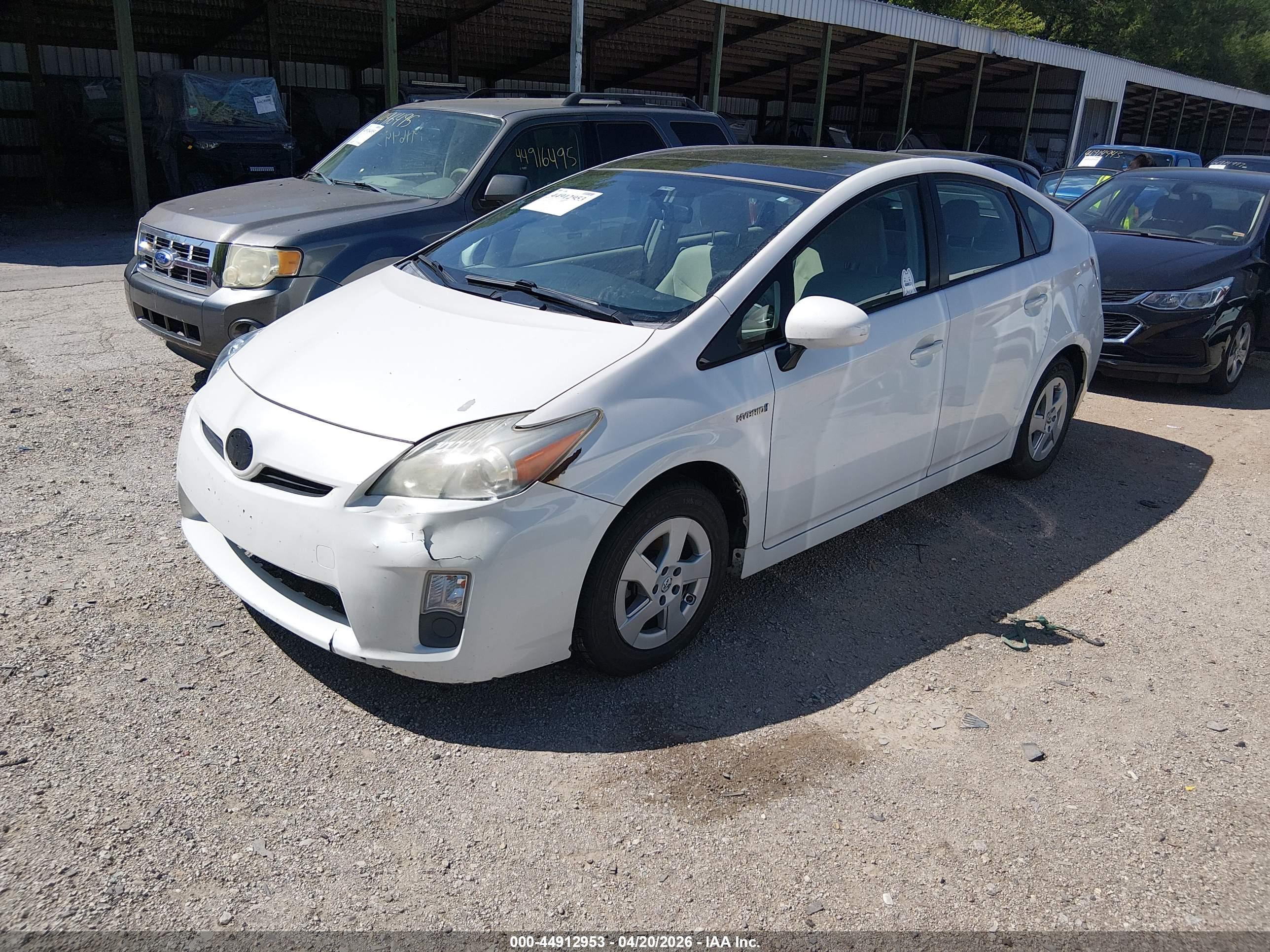 TOYOTA PRIUS image 2