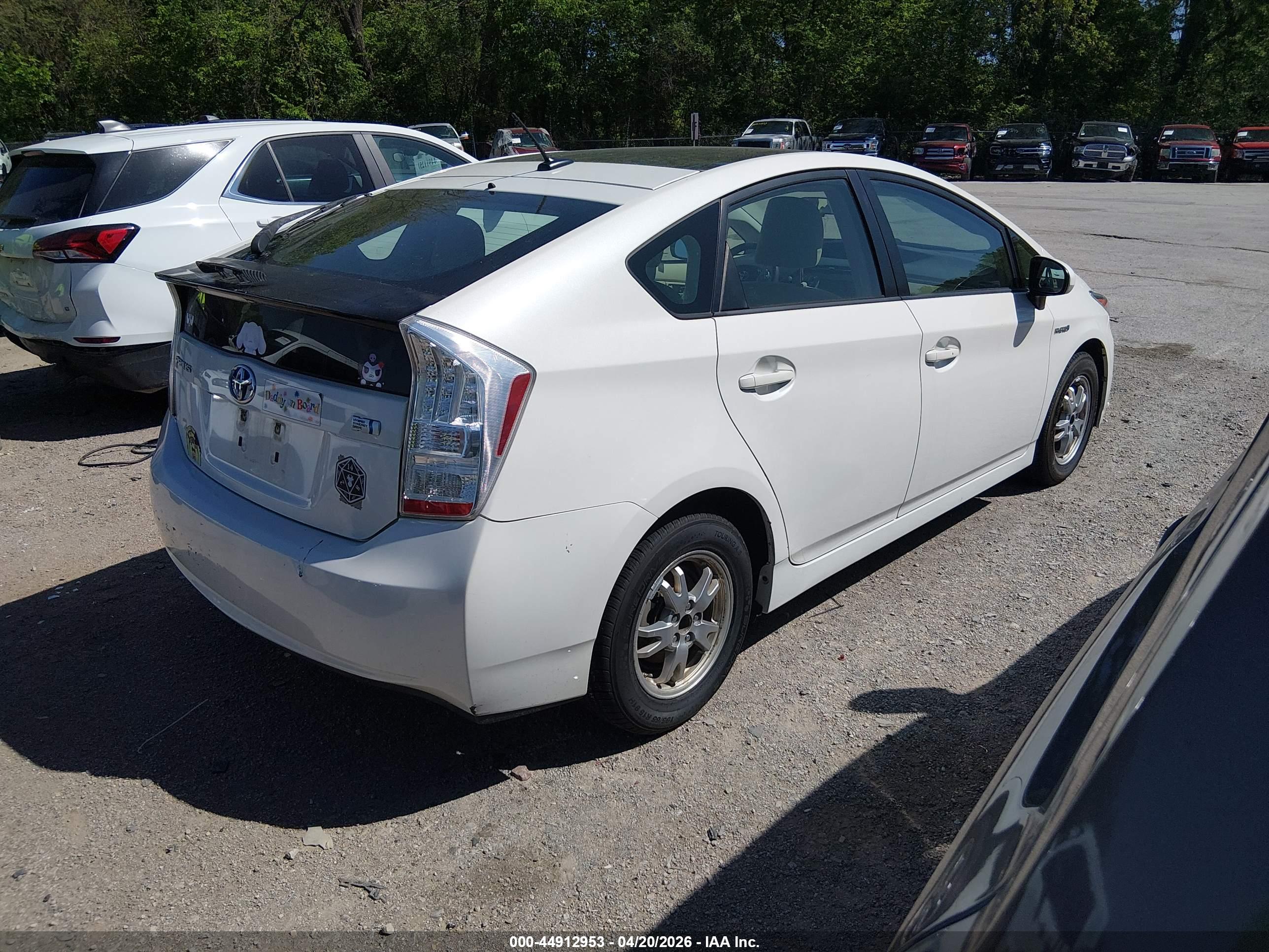 TOYOTA PRIUS image 4